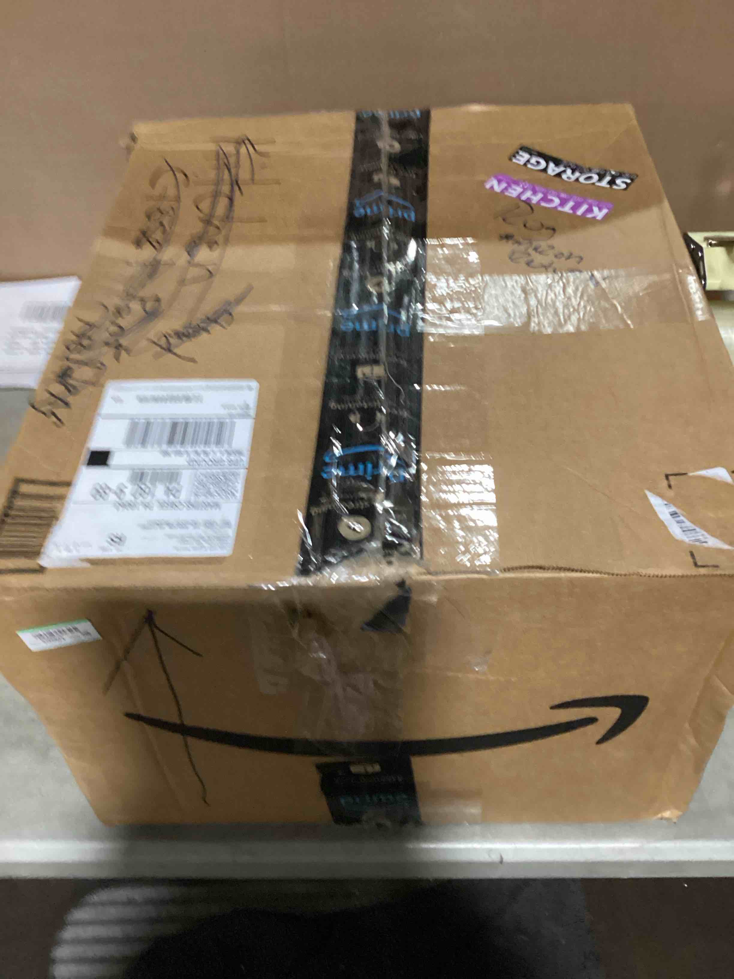 https://s3.amazonaws.com/lotting-images-prod/bidfta/TEA2186220_1751395366354.jpeg