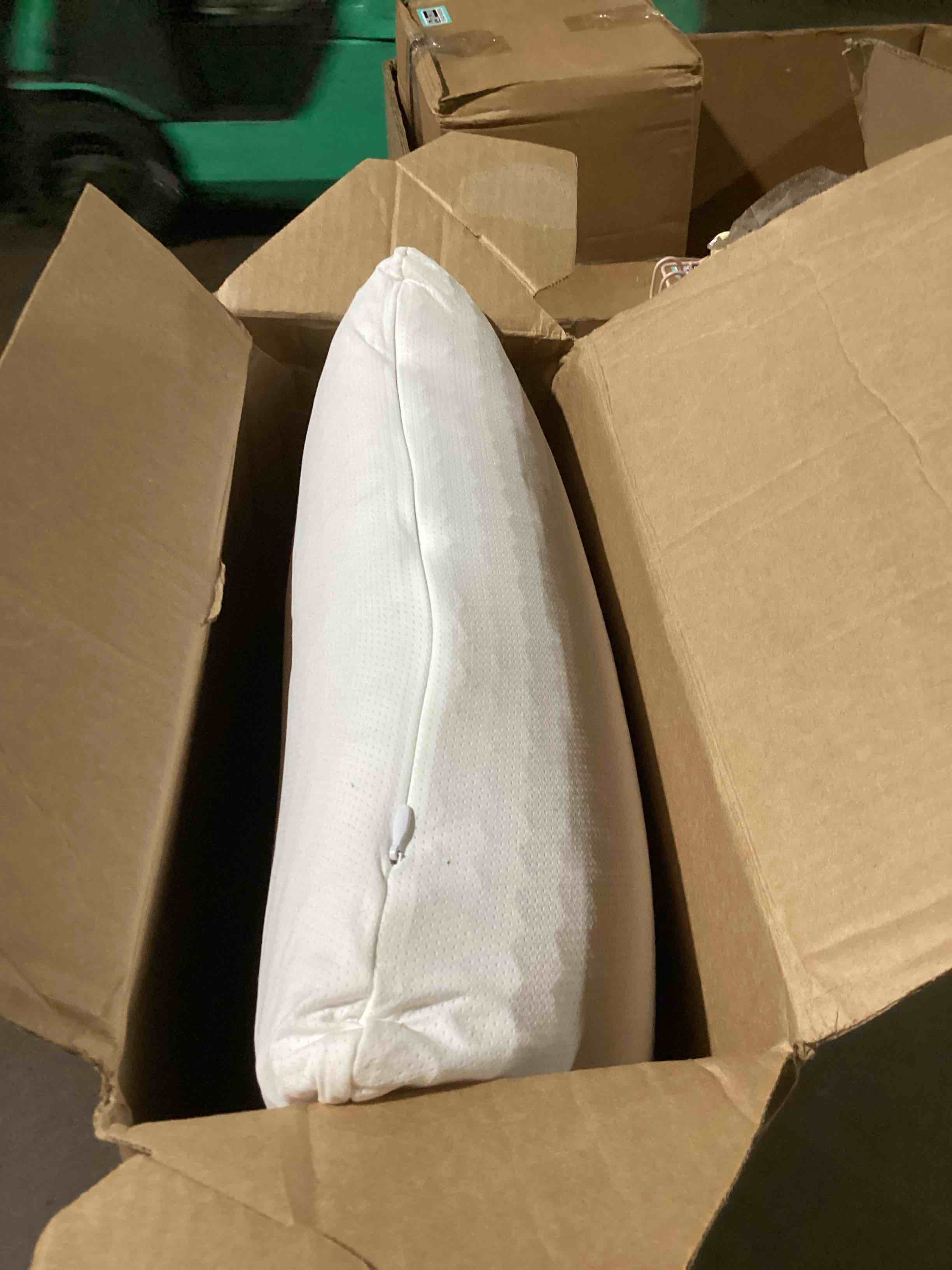 https://s3.amazonaws.com/lotting-images-prod/bidfta/TEA2186381_1751543151594.jpeg