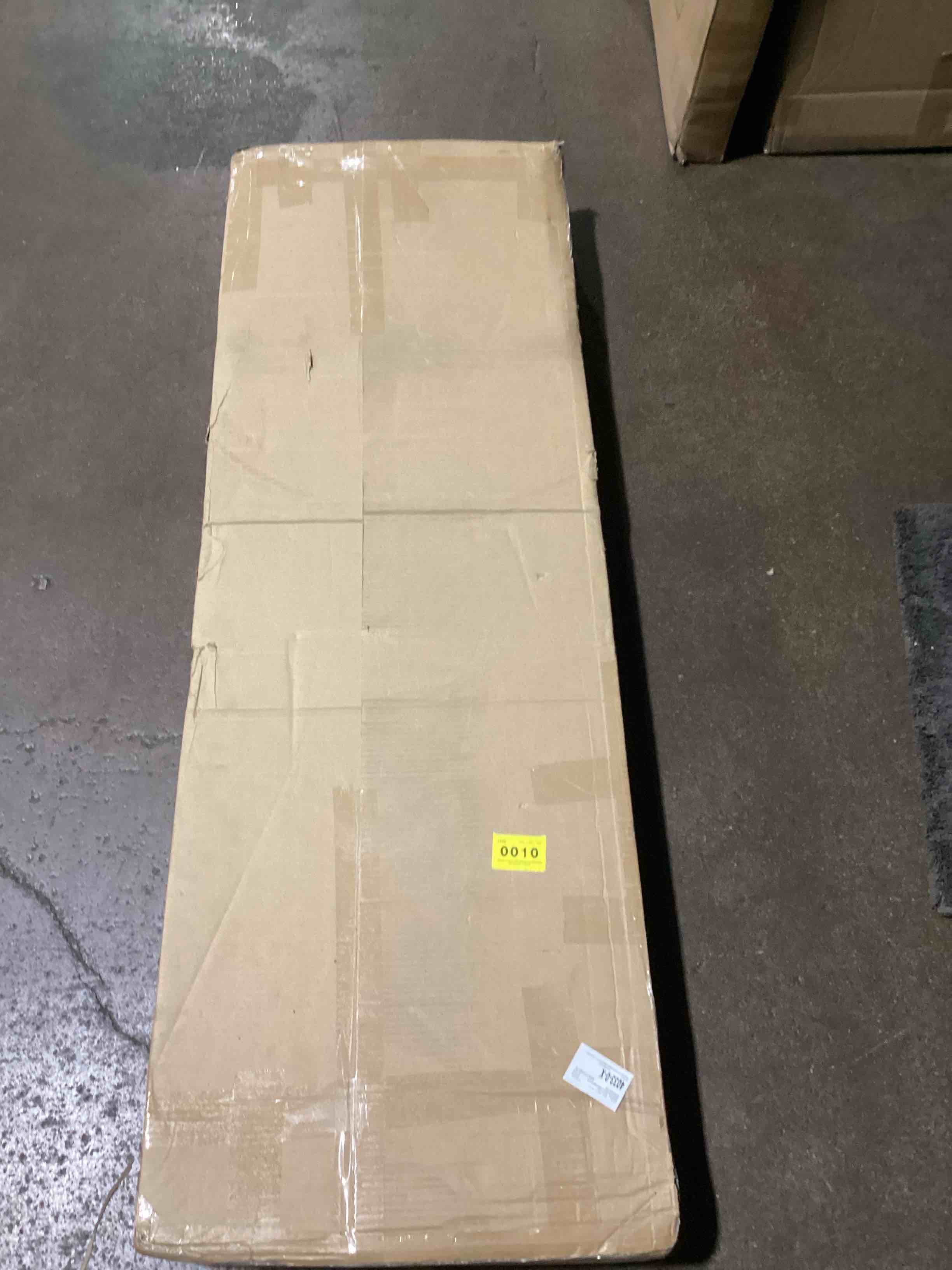https://s3.amazonaws.com/lotting-images-prod/bidfta/TEA2186397_1751553402380.jpeg