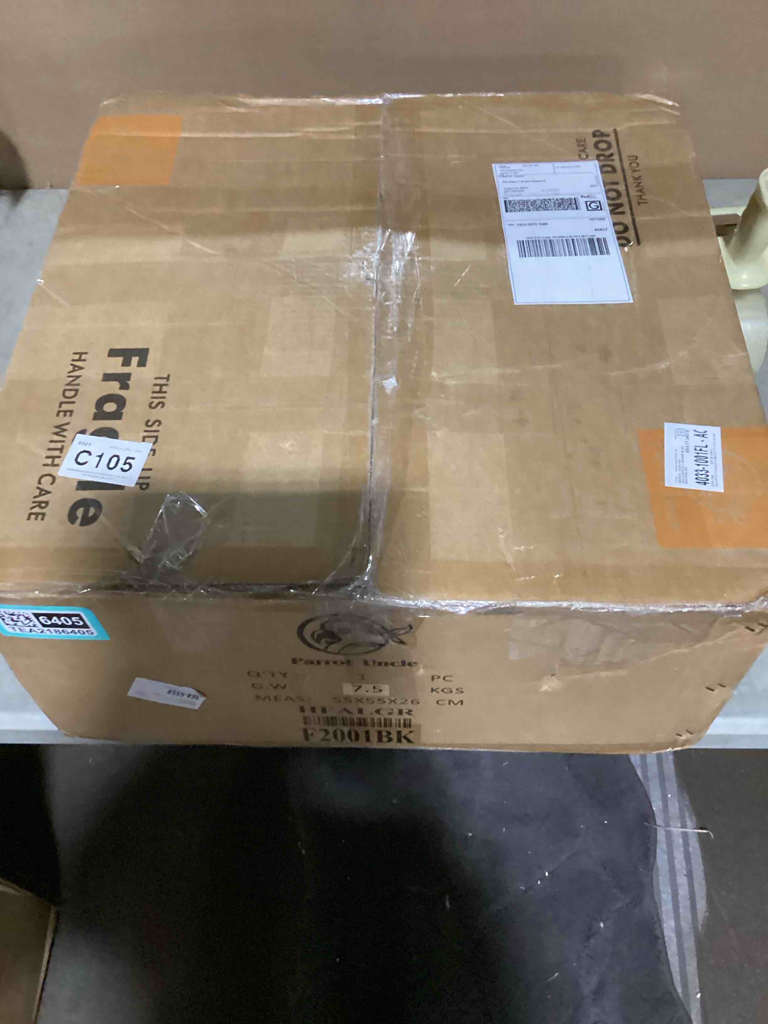 https://s3.amazonaws.com/lotting-images-prod/bidfta/TEA2186405_1751556831227.jpeg