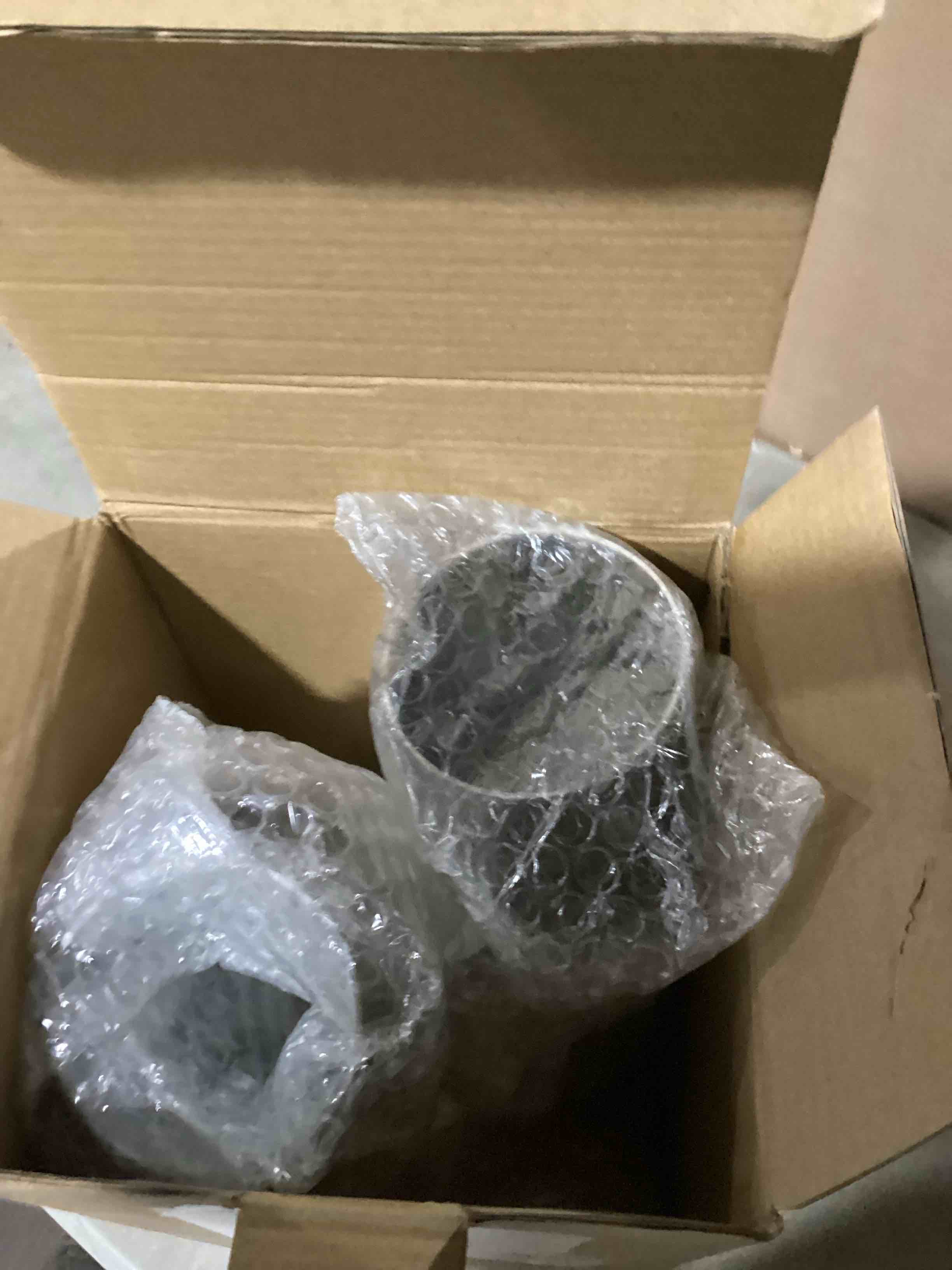 https://s3.amazonaws.com/lotting-images-prod/bidfta/TEA2186668_1752242363935.jpeg