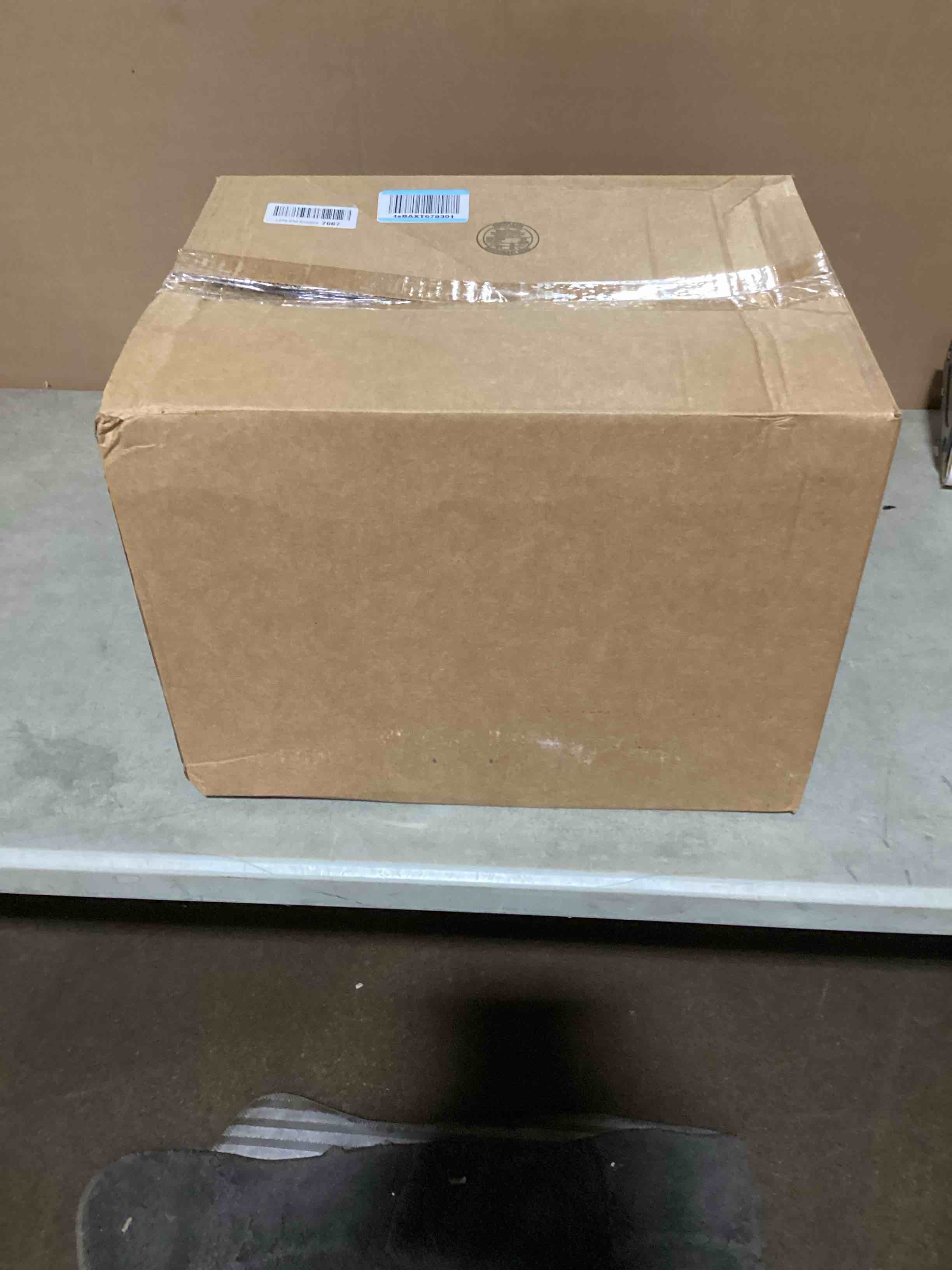 https://s3.amazonaws.com/lotting-images-prod/bidfta/TEA2186739_1752257435922.jpeg