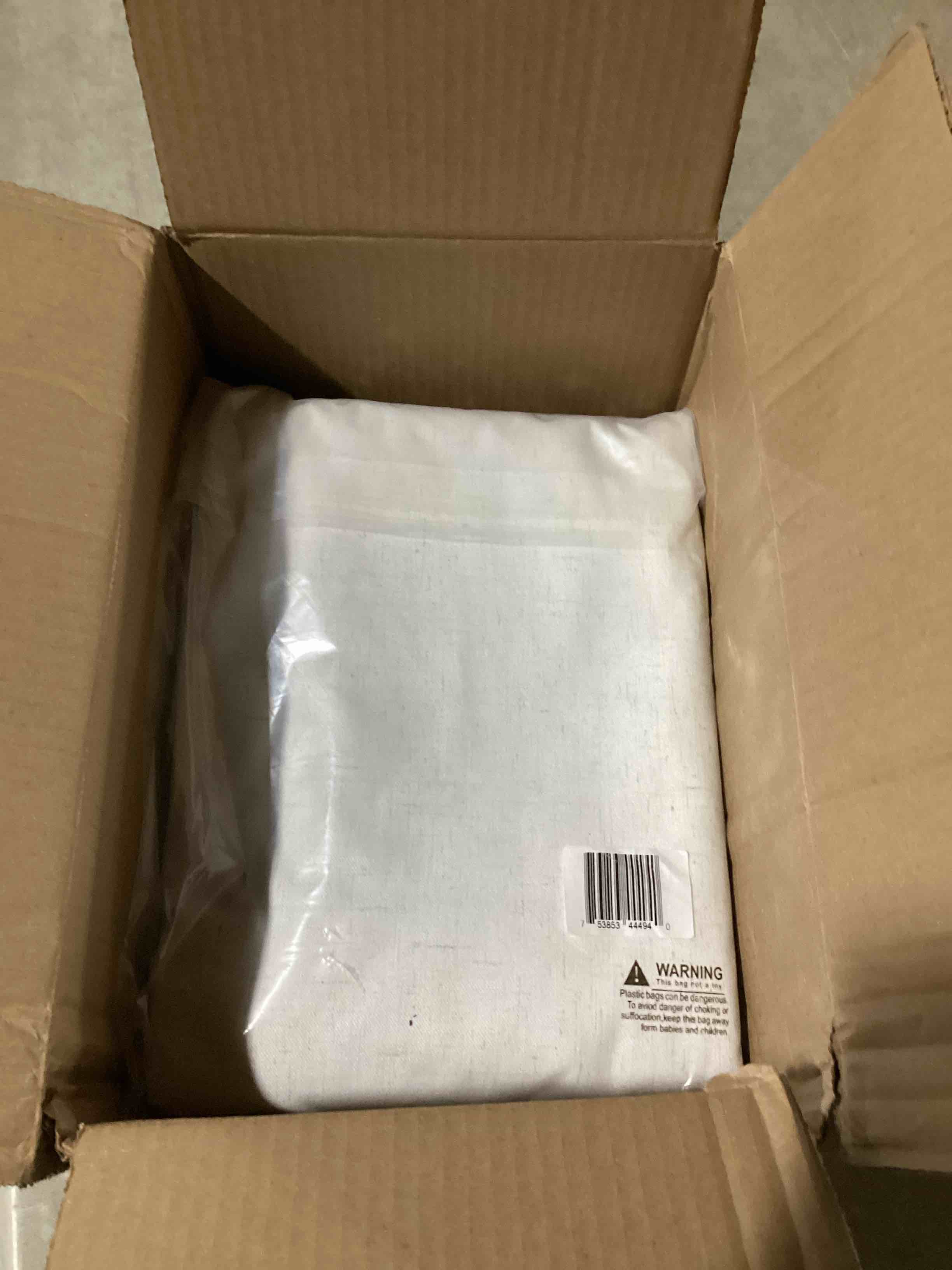 https://s3.amazonaws.com/lotting-images-prod/bidfta/TEA2186775_1752502164843.jpeg