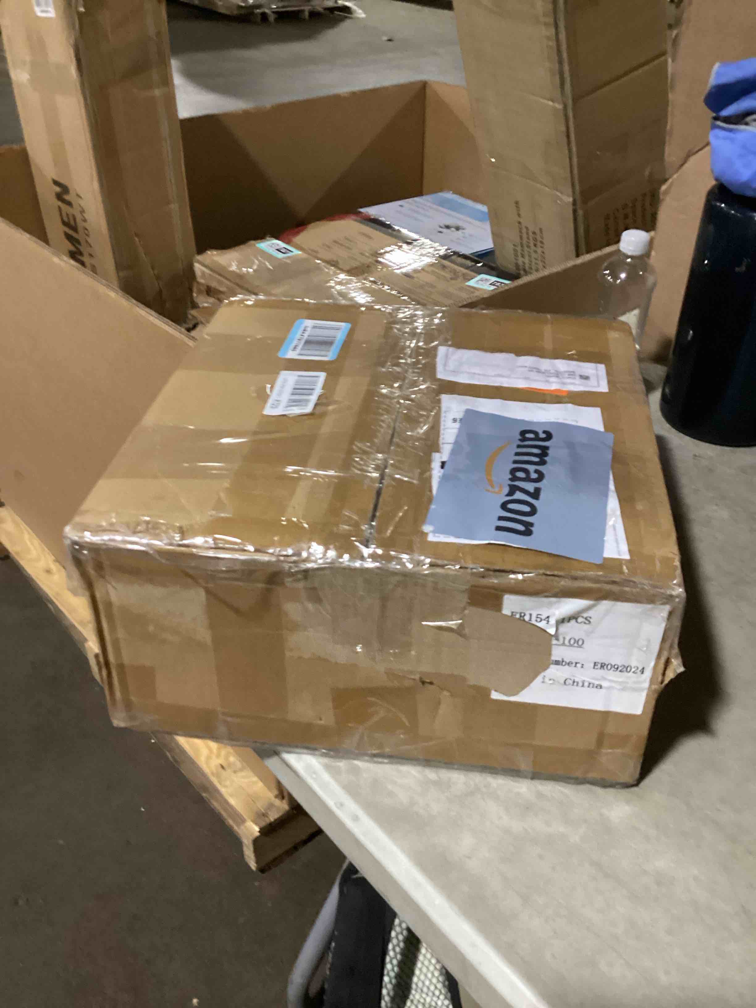 https://s3.amazonaws.com/lotting-images-prod/bidfta/TEA2187833_1754328289849.jpeg
