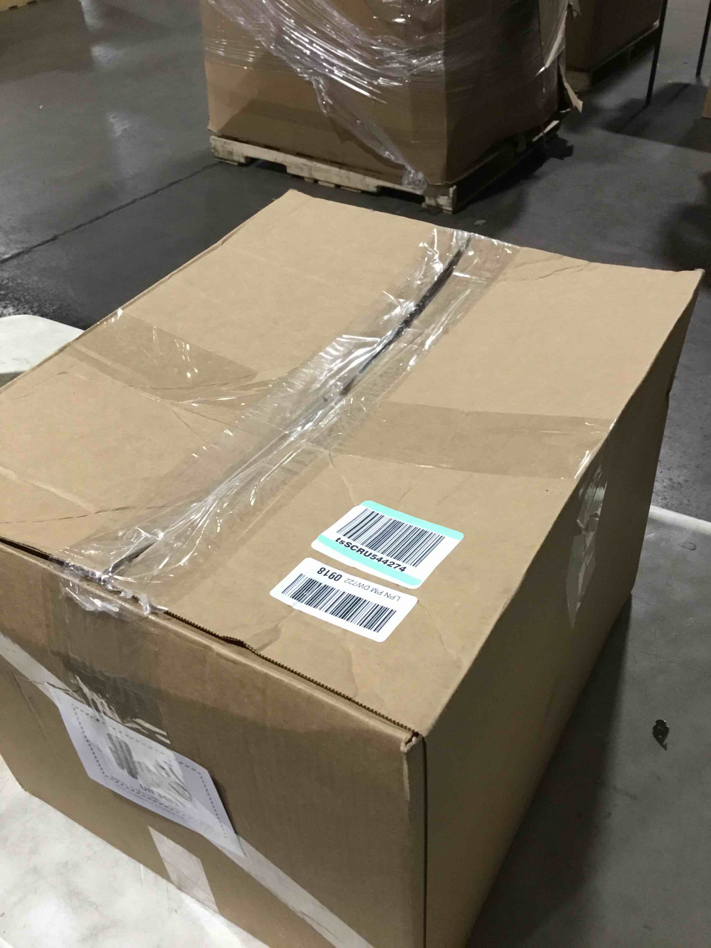 https://s3.amazonaws.com/lotting-images-prod/bidfta/TEA2188238_1745430618818.jpeg