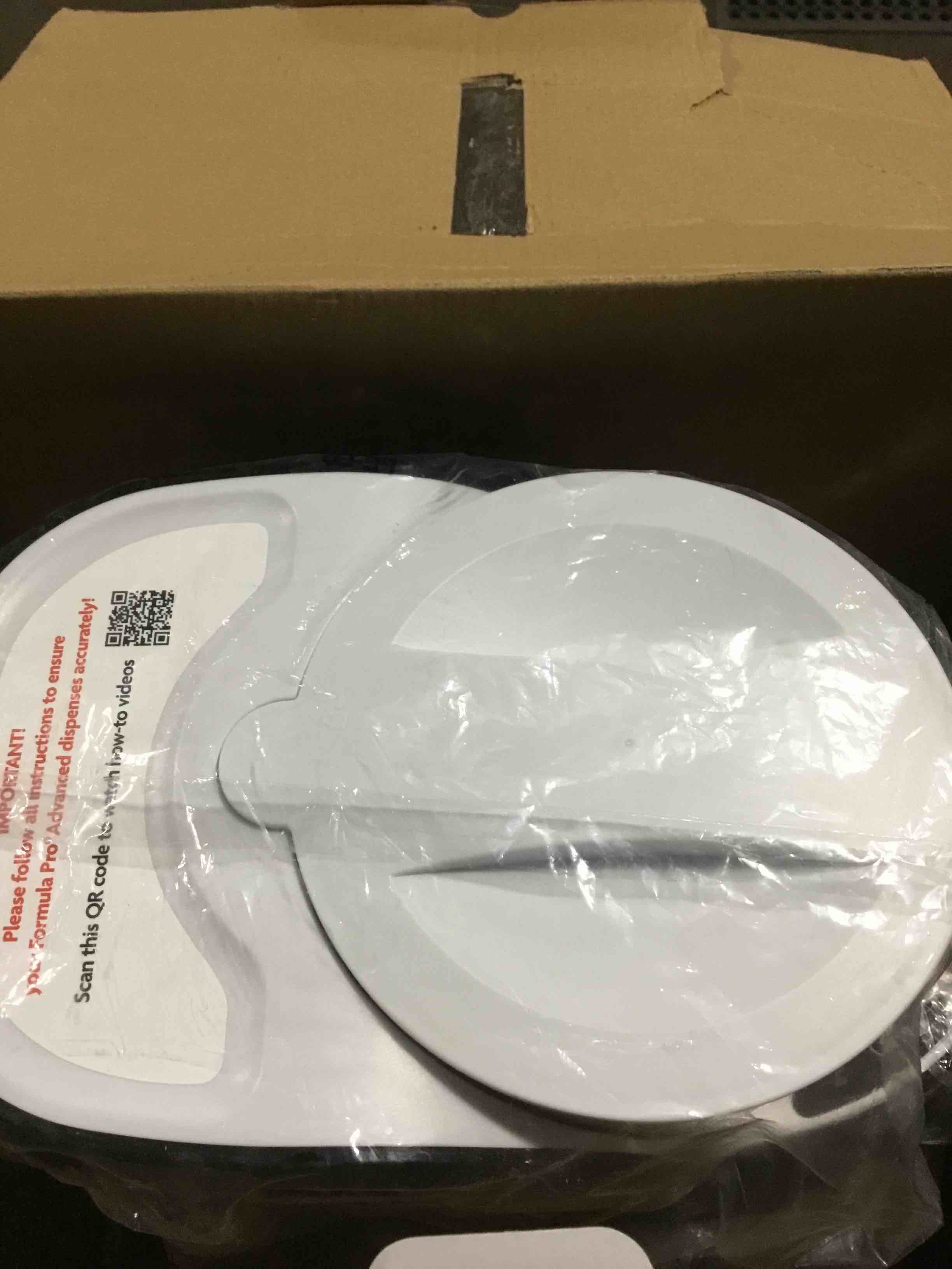 https://s3.amazonaws.com/lotting-images-prod/bidfta/TEA2194017_1745590427946.jpeg