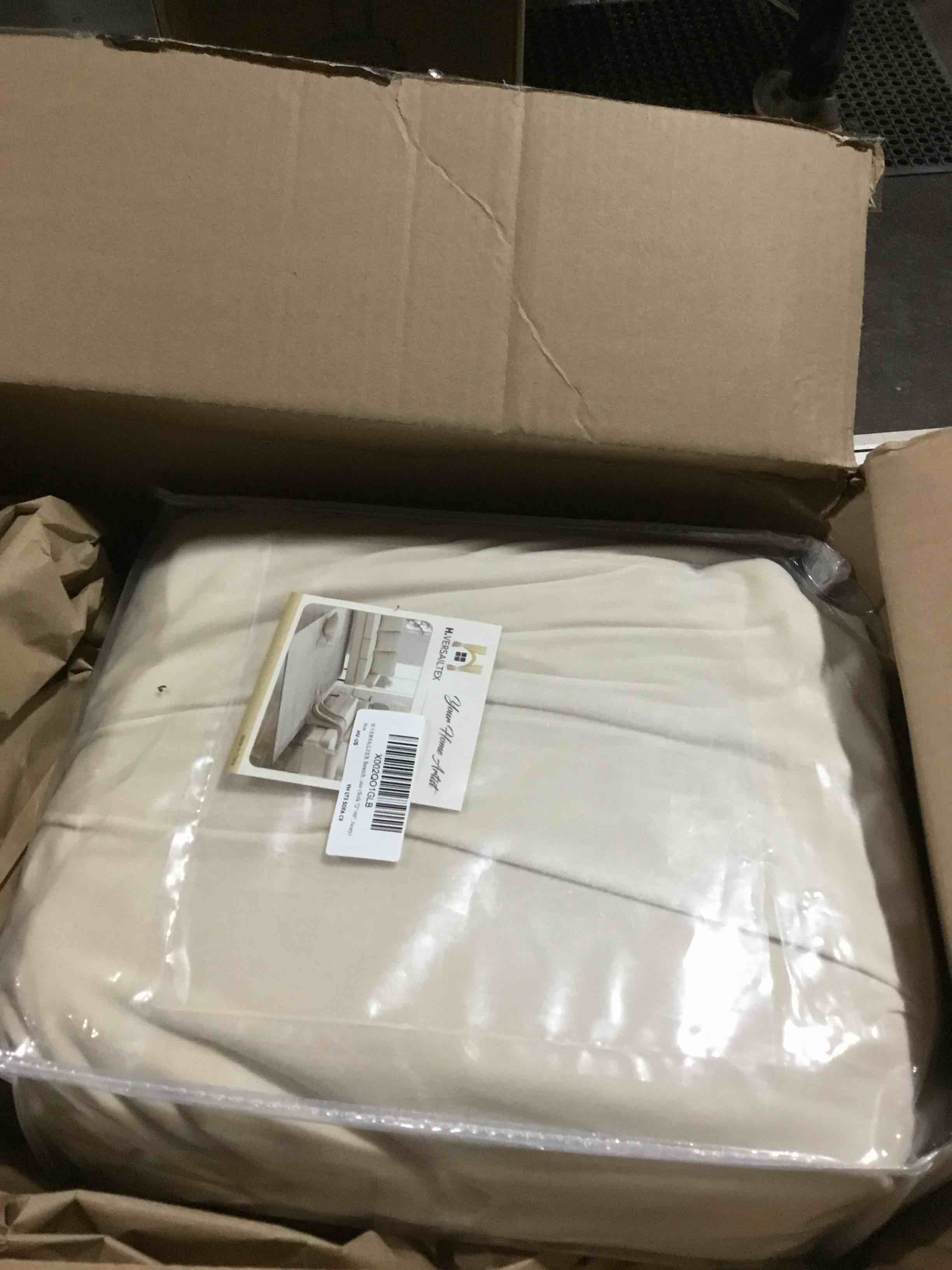 https://s3.amazonaws.com/lotting-images-prod/bidfta/TEA2194037_1745595096996.jpeg