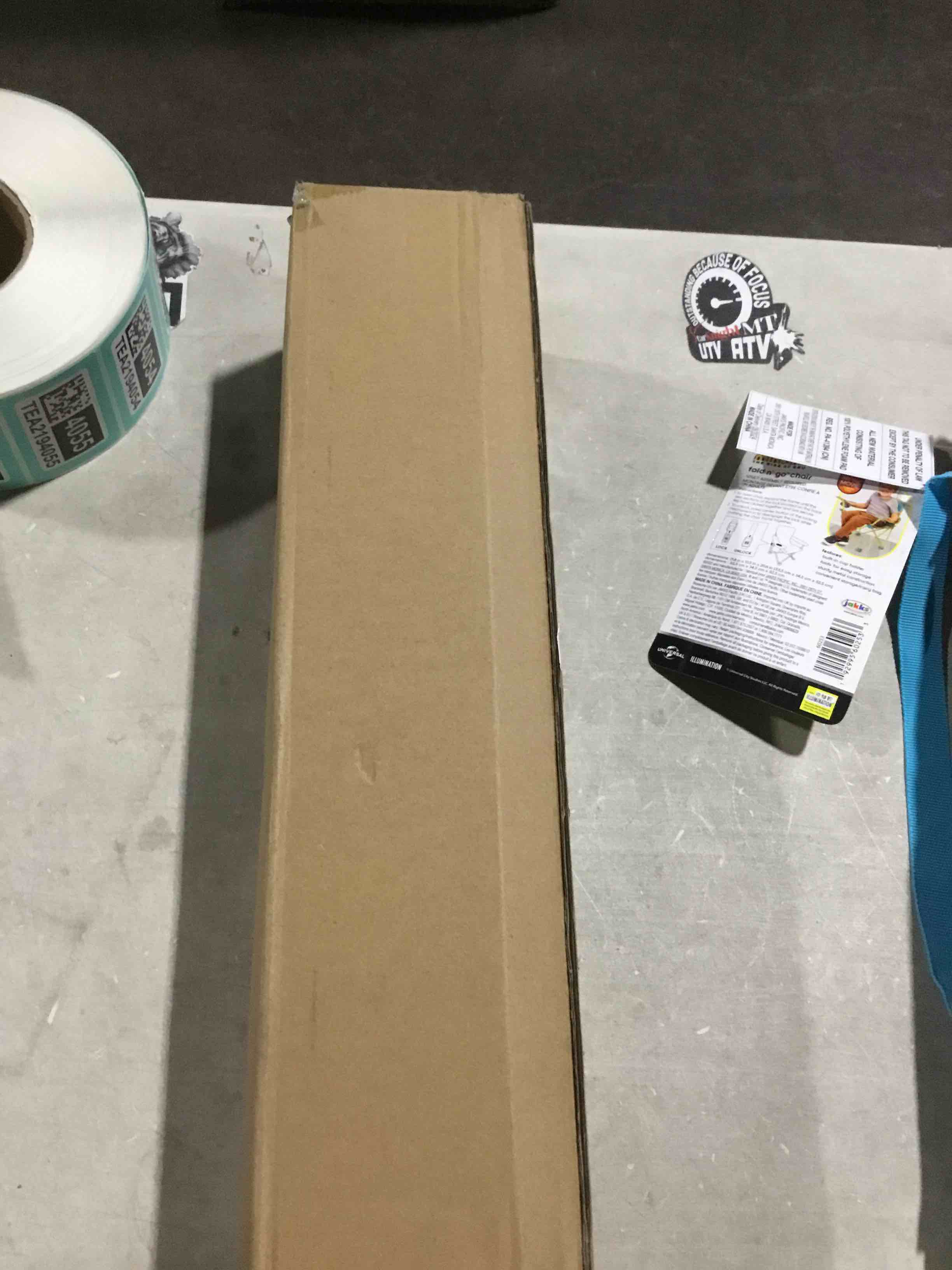 https://s3.amazonaws.com/lotting-images-prod/bidfta/TEA2194039_1745594781897.jpeg