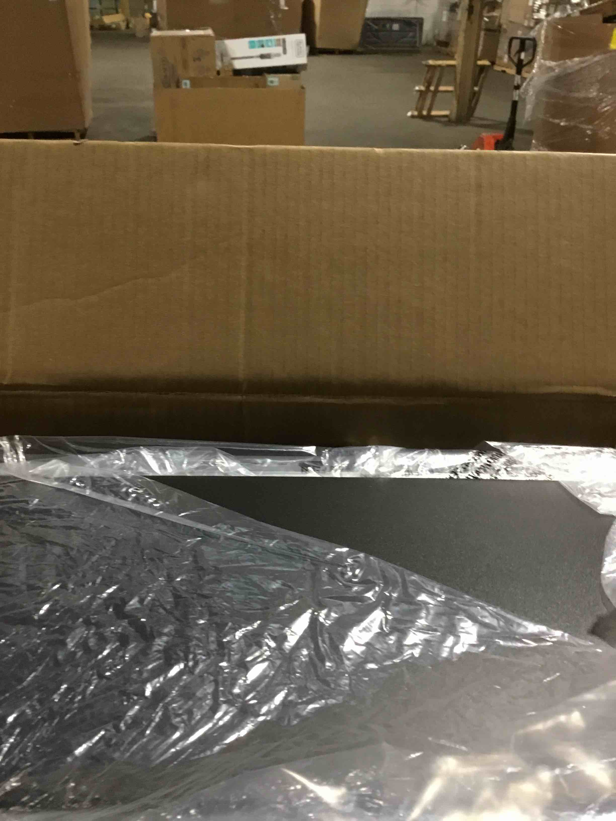 https://s3.amazonaws.com/lotting-images-prod/bidfta/TEA2194081_1745603687449.jpeg