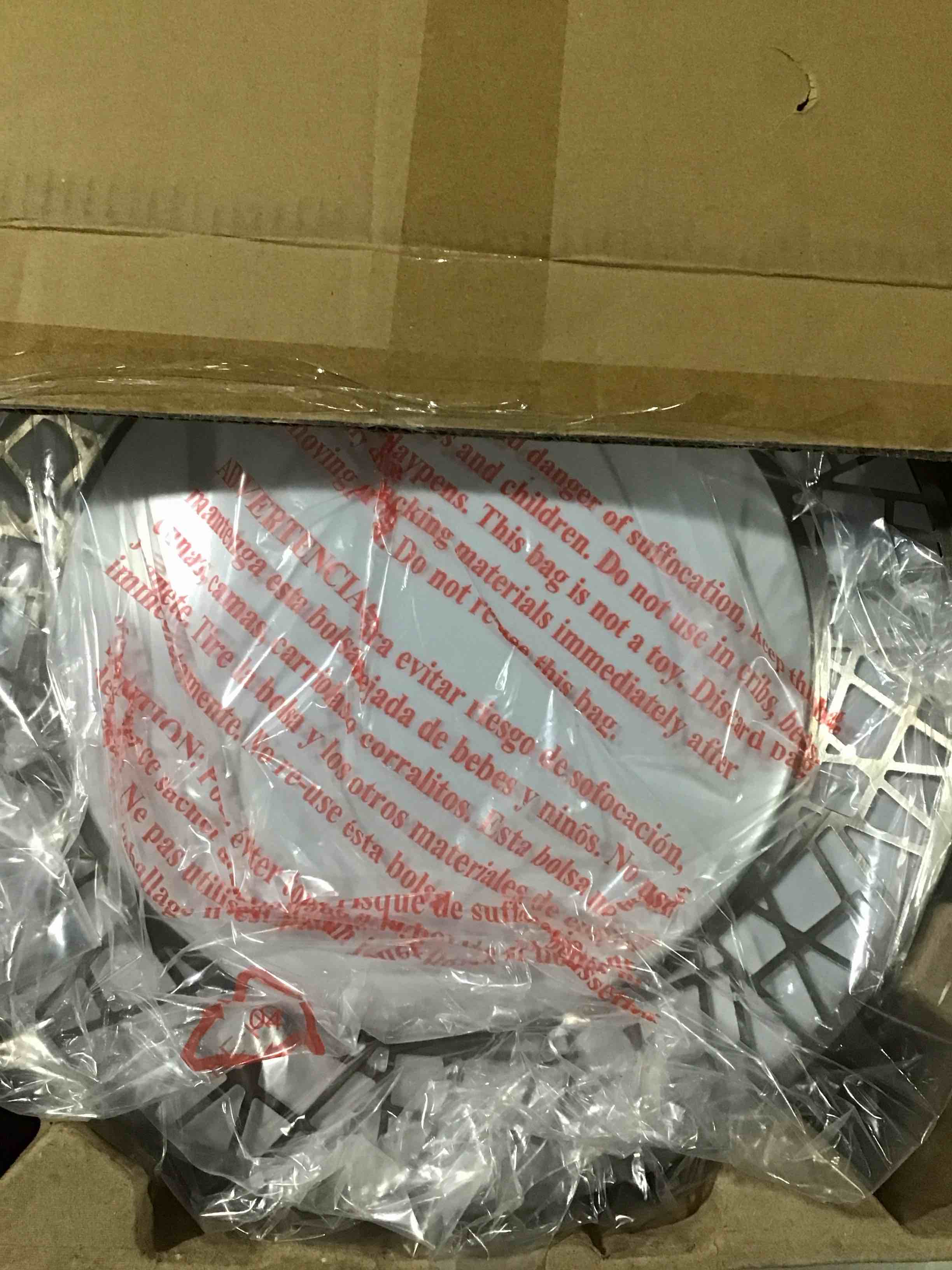 https://s3.amazonaws.com/lotting-images-prod/bidfta/TEA2194240_1746548634229.jpeg
