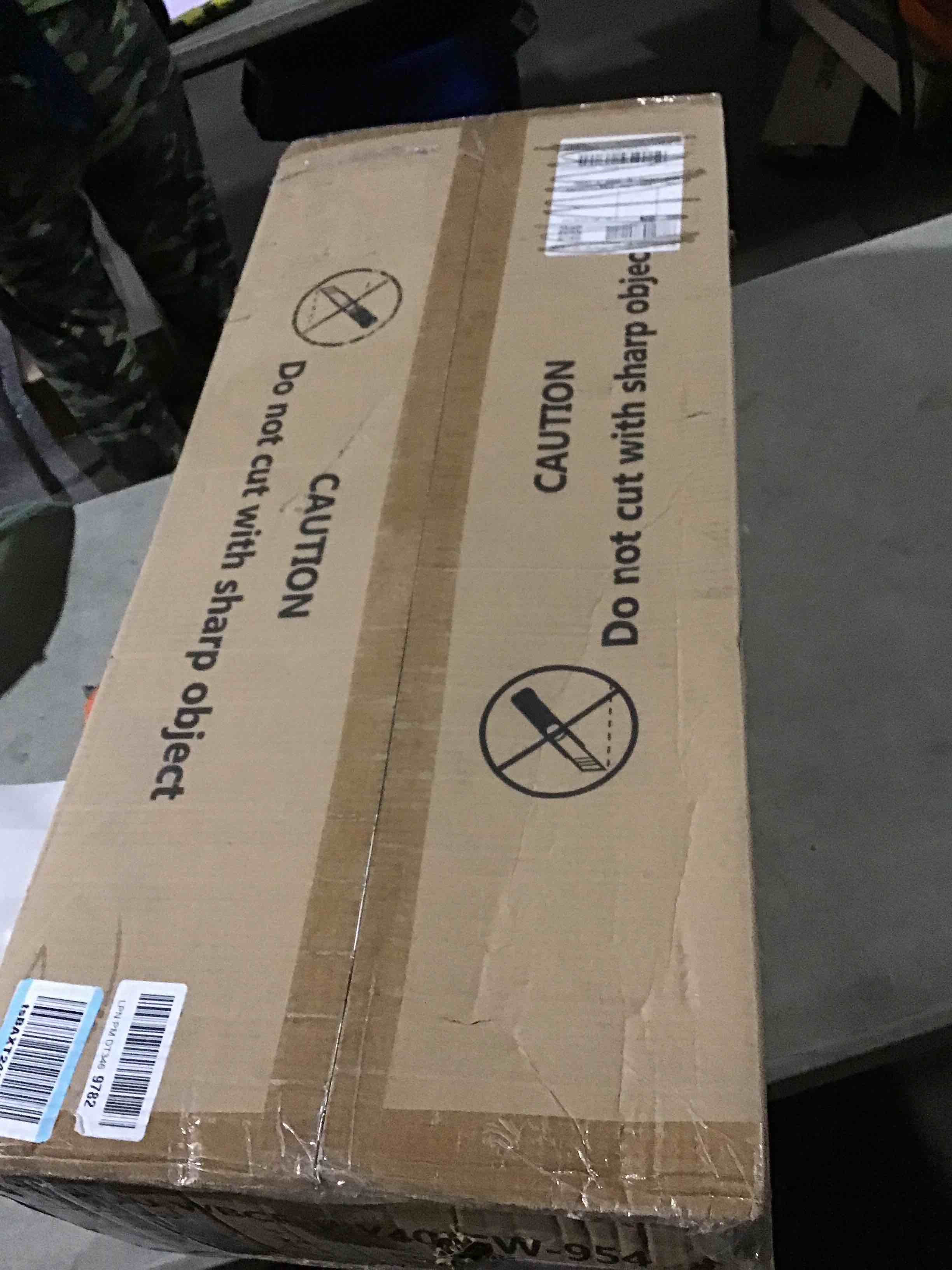 https://s3.amazonaws.com/lotting-images-prod/bidfta/TEA2194367_1747068167143.jpeg