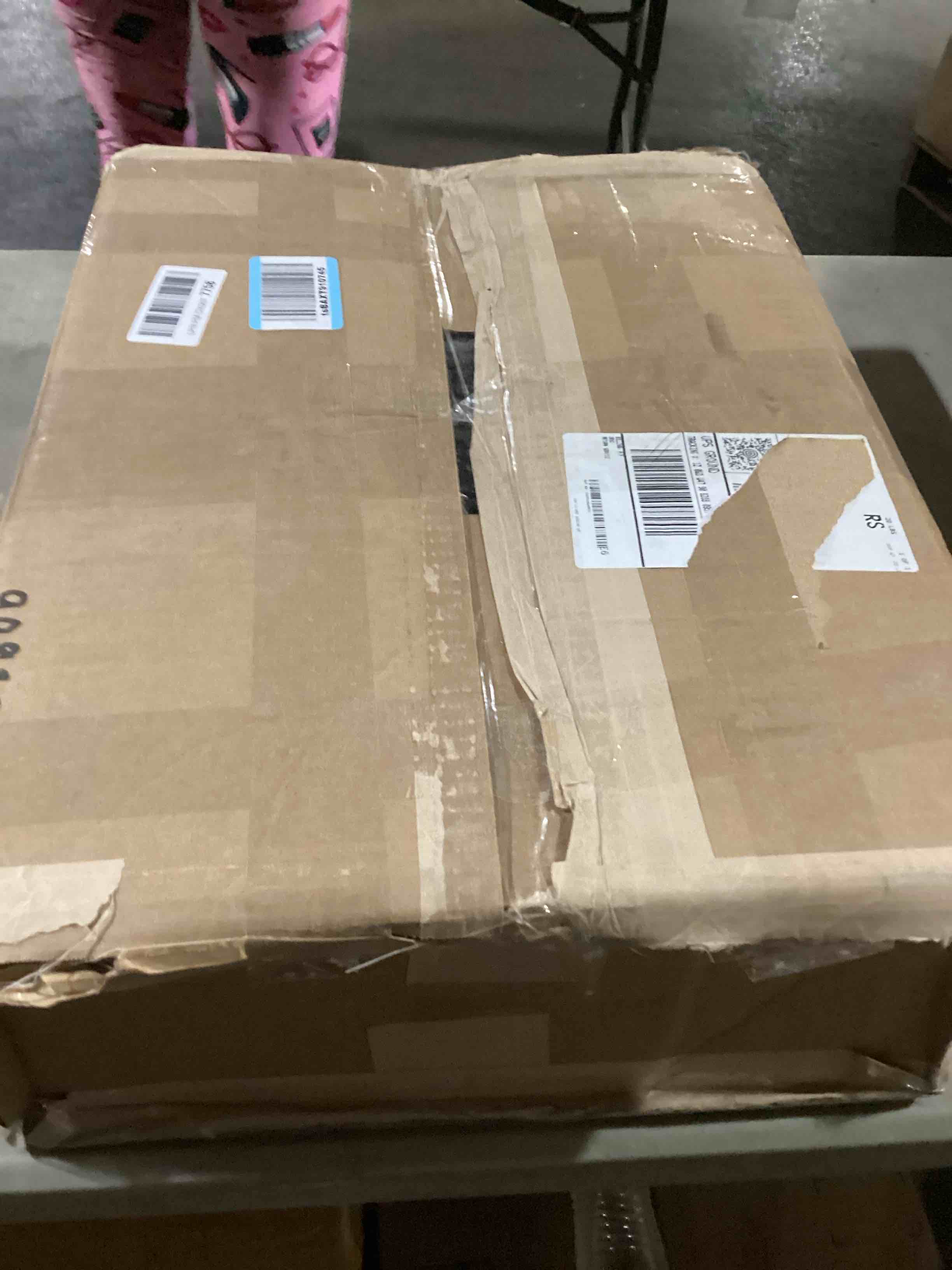 https://s3.amazonaws.com/lotting-images-prod/bidfta/TEA2194736_1747418523580.jpeg
