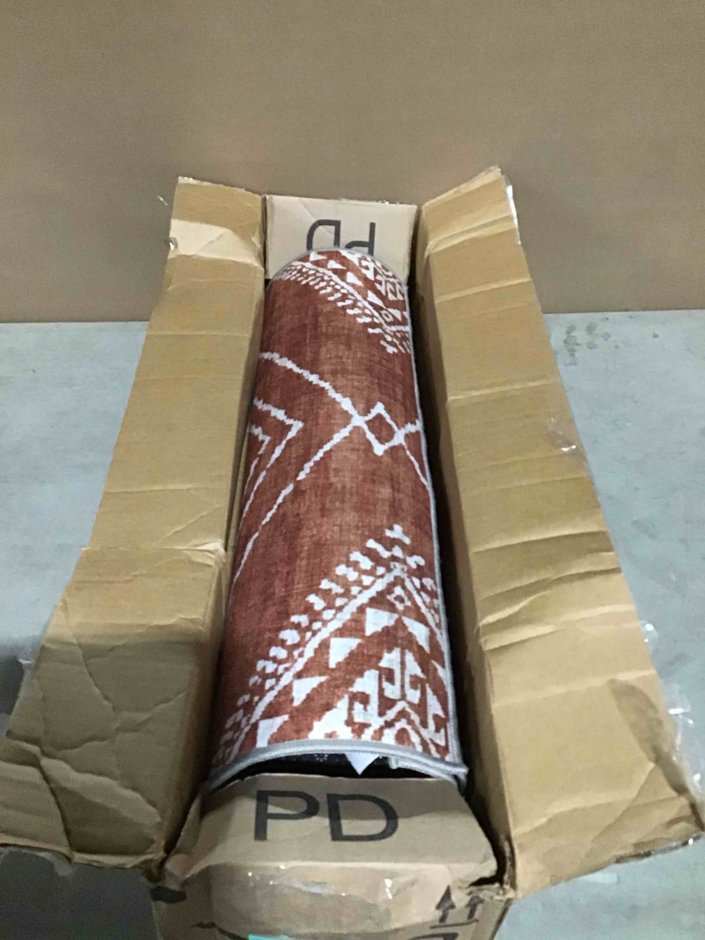 https://s3.amazonaws.com/lotting-images-prod/bidfta/TEA2195138_1748432872585.jpeg