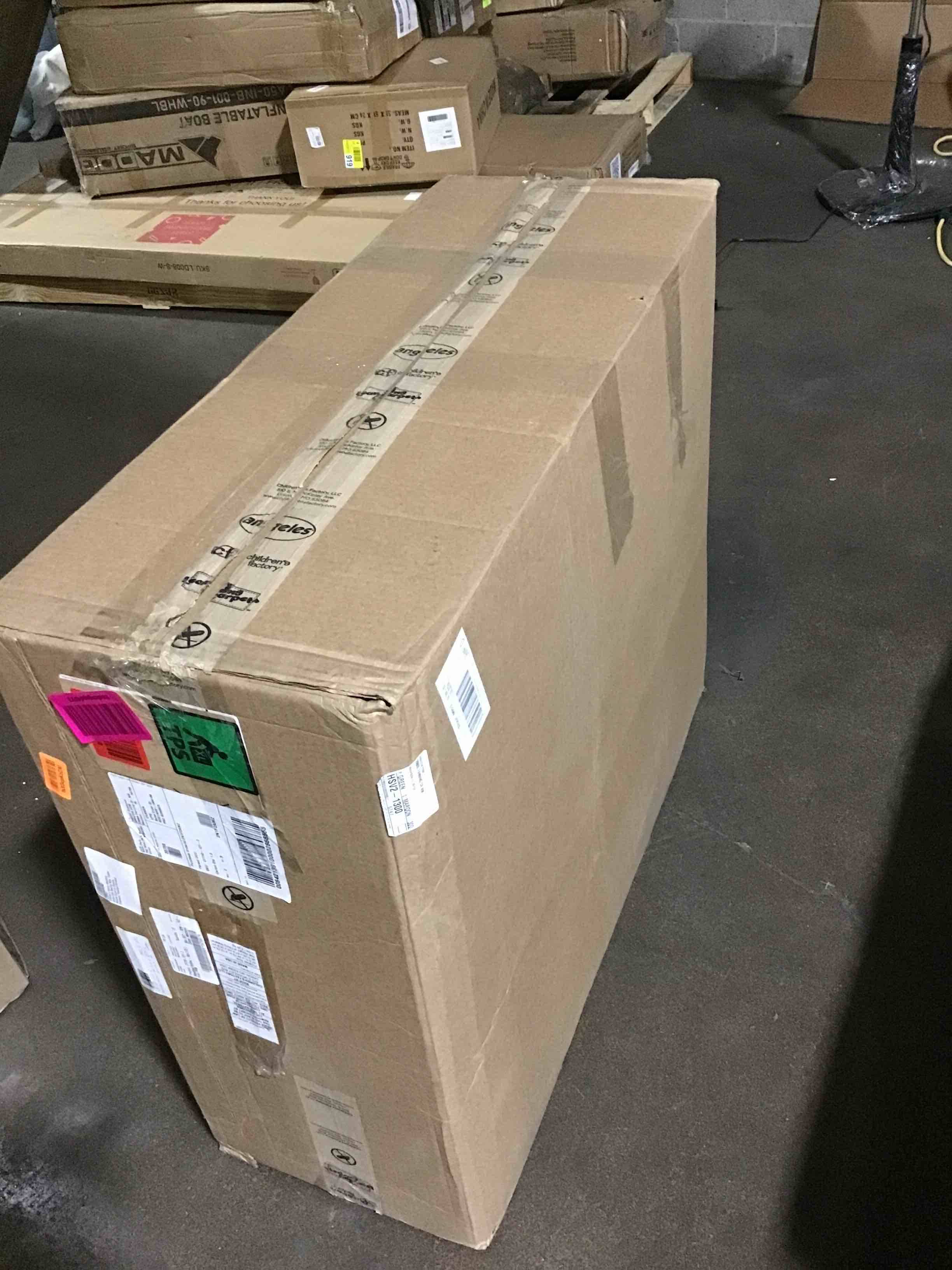 https://s3.amazonaws.com/lotting-images-prod/bidfta/TEA2195324_1748535477952.jpeg