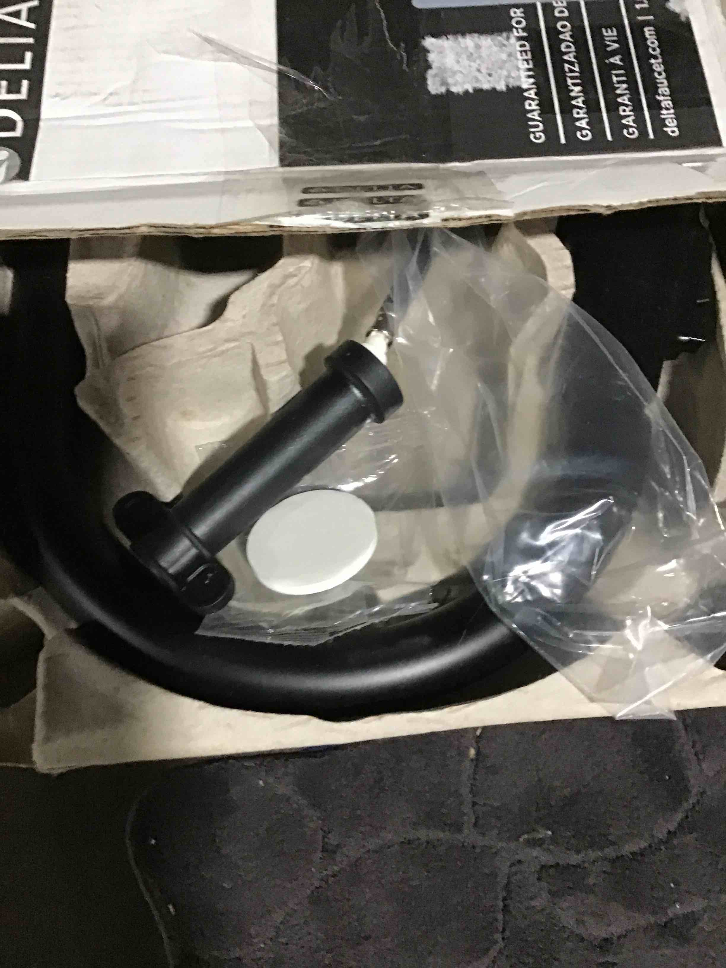 https://s3.amazonaws.com/lotting-images-prod/bidfta/TEA2195512_1748864721586.jpeg