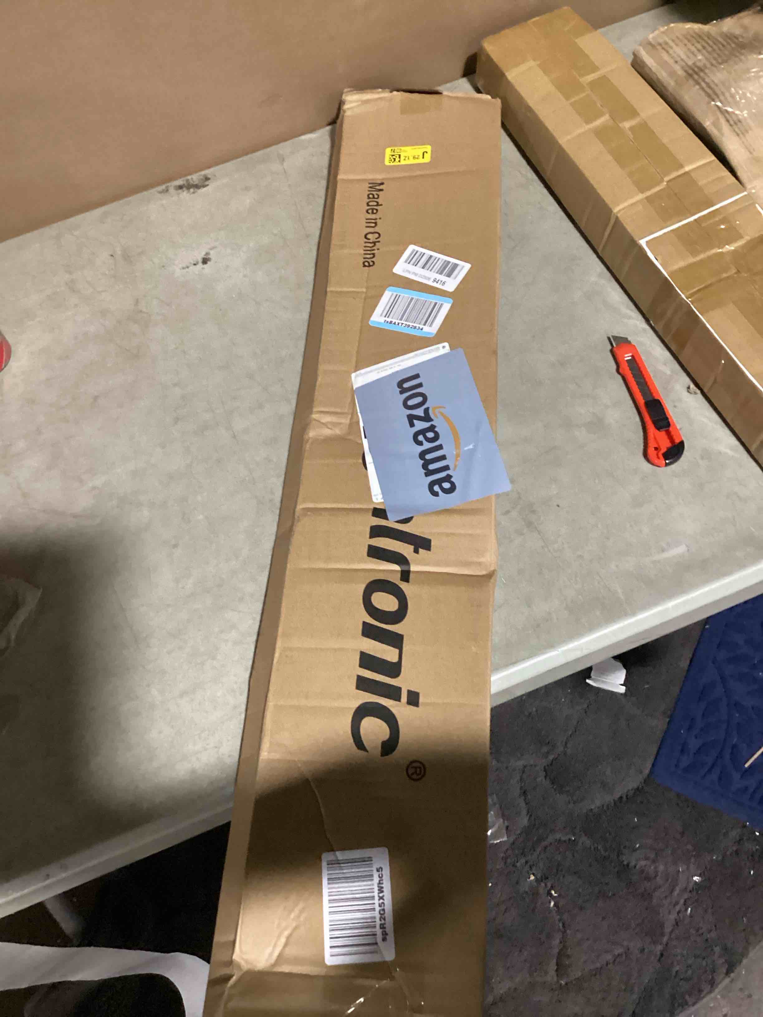 https://s3.amazonaws.com/lotting-images-prod/bidfta/TEA2196443_1750705333145.jpeg