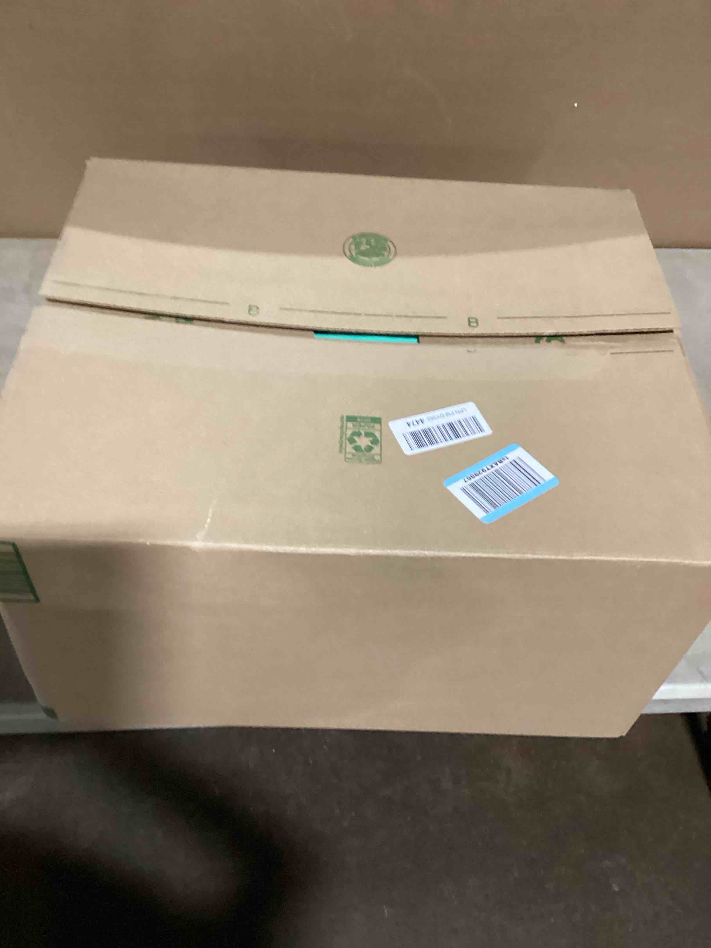 https://s3.amazonaws.com/lotting-images-prod/bidfta/TEA2196498_1750775864620.jpeg