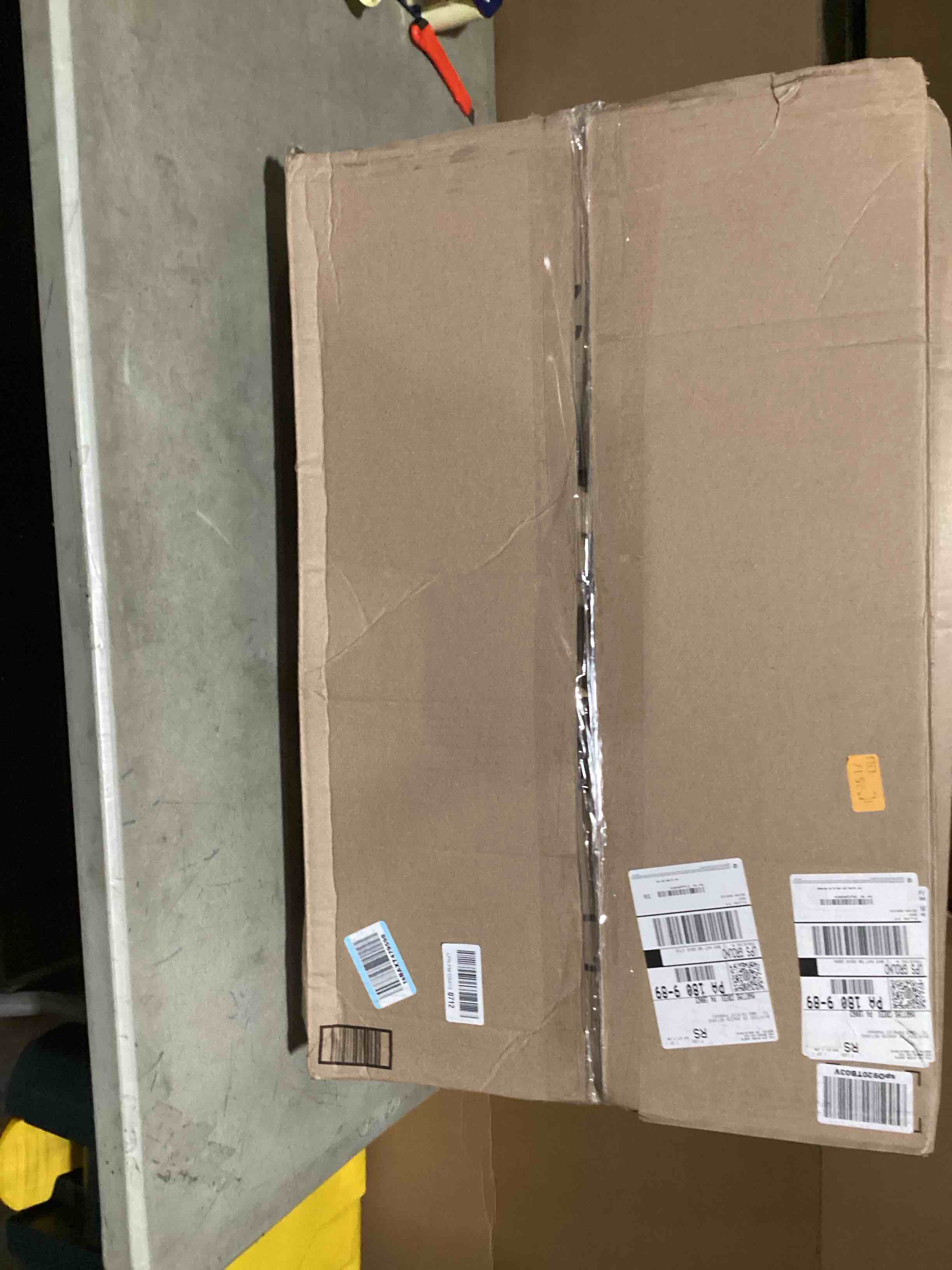 https://s3.amazonaws.com/lotting-images-prod/bidfta/TEA2196649_1750869802671.jpeg