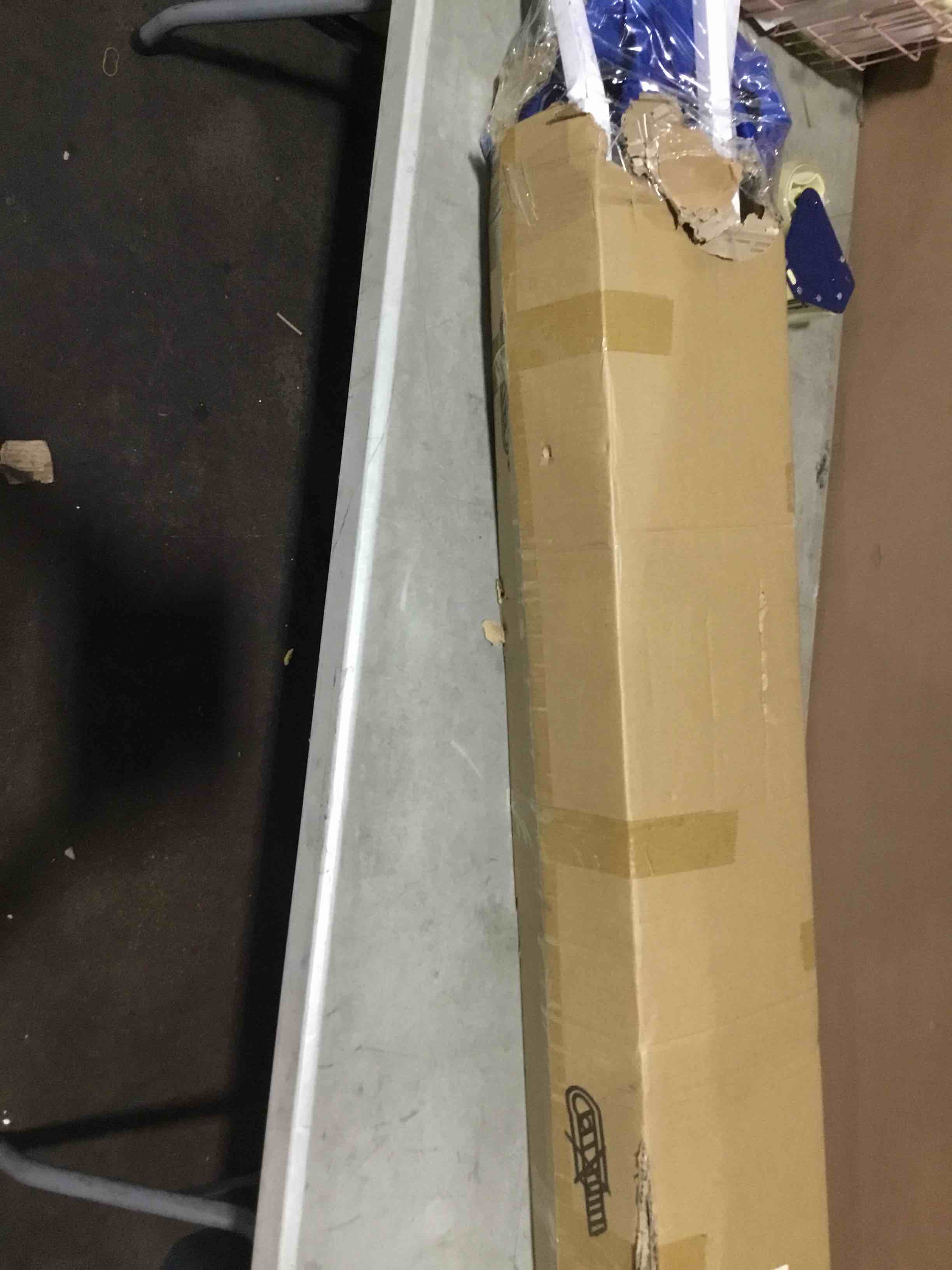 https://s3.amazonaws.com/lotting-images-prod/bidfta/TEA2196718_1750952181181.jpeg