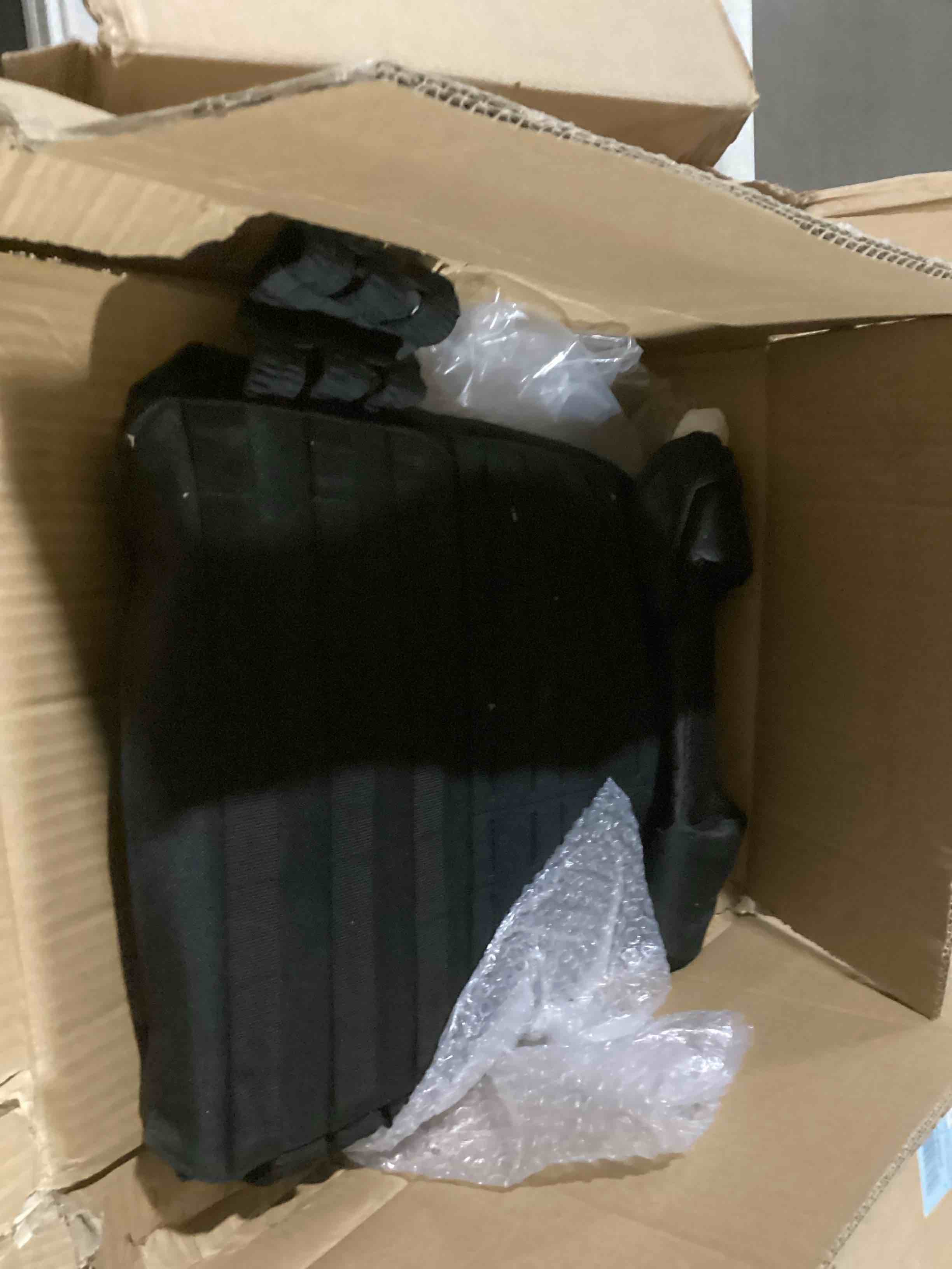 https://s3.amazonaws.com/lotting-images-prod/bidfta/TEA2197006_1745841049651.jpeg