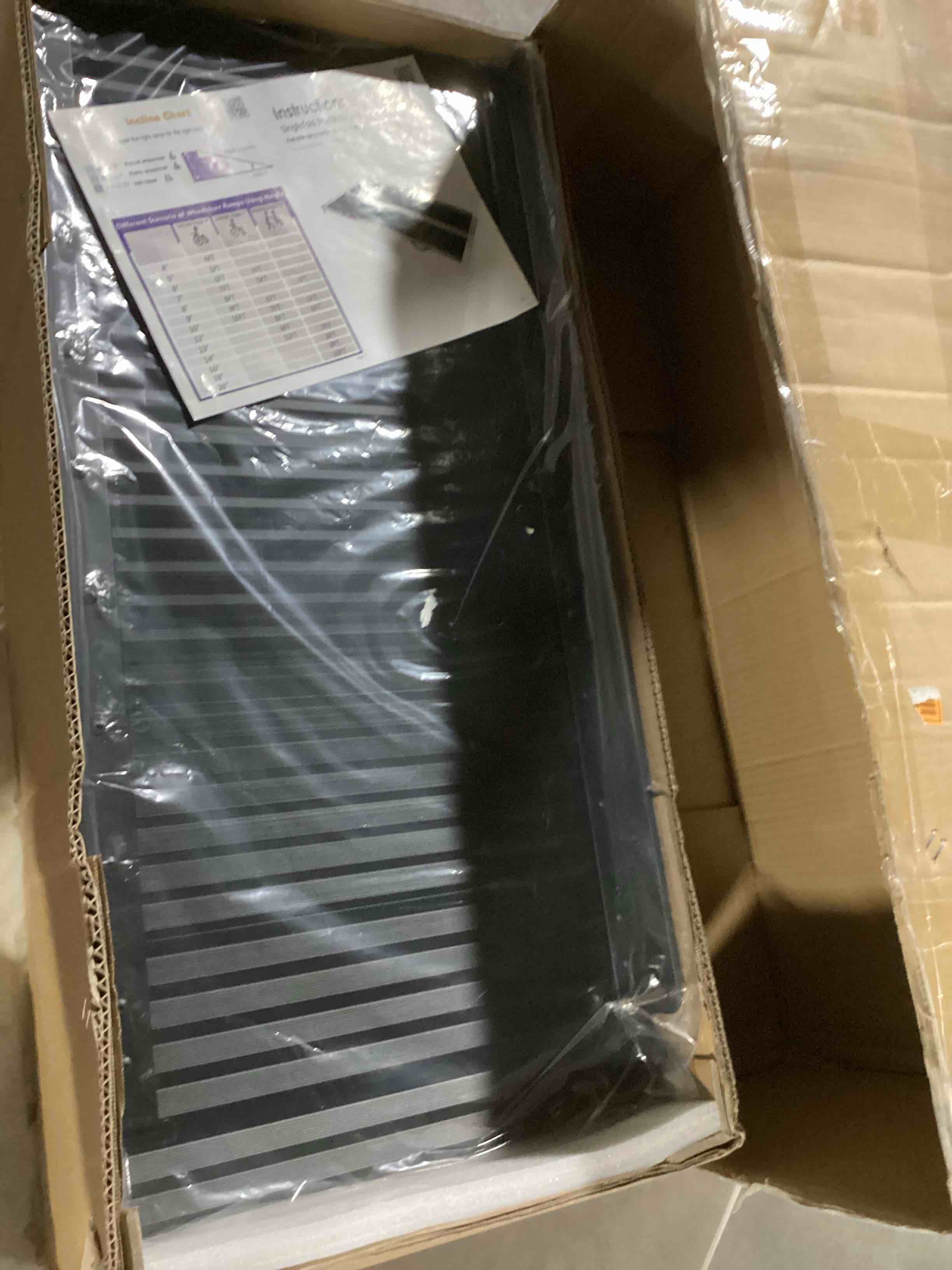 https://s3.amazonaws.com/lotting-images-prod/bidfta/TEA2197043_1745851225339.jpeg
