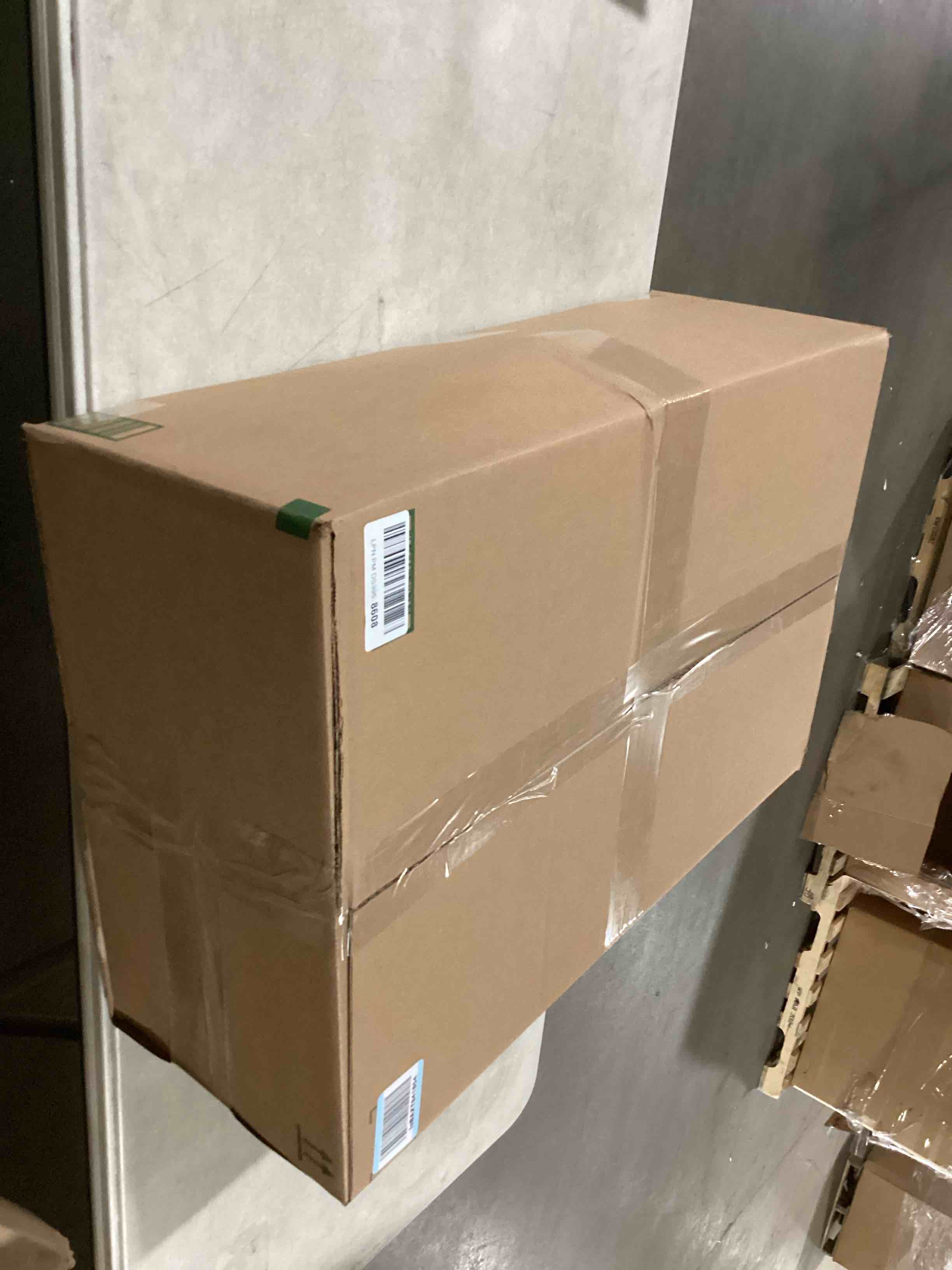 https://s3.amazonaws.com/lotting-images-prod/bidfta/TEA2197177_1745943743156.jpeg