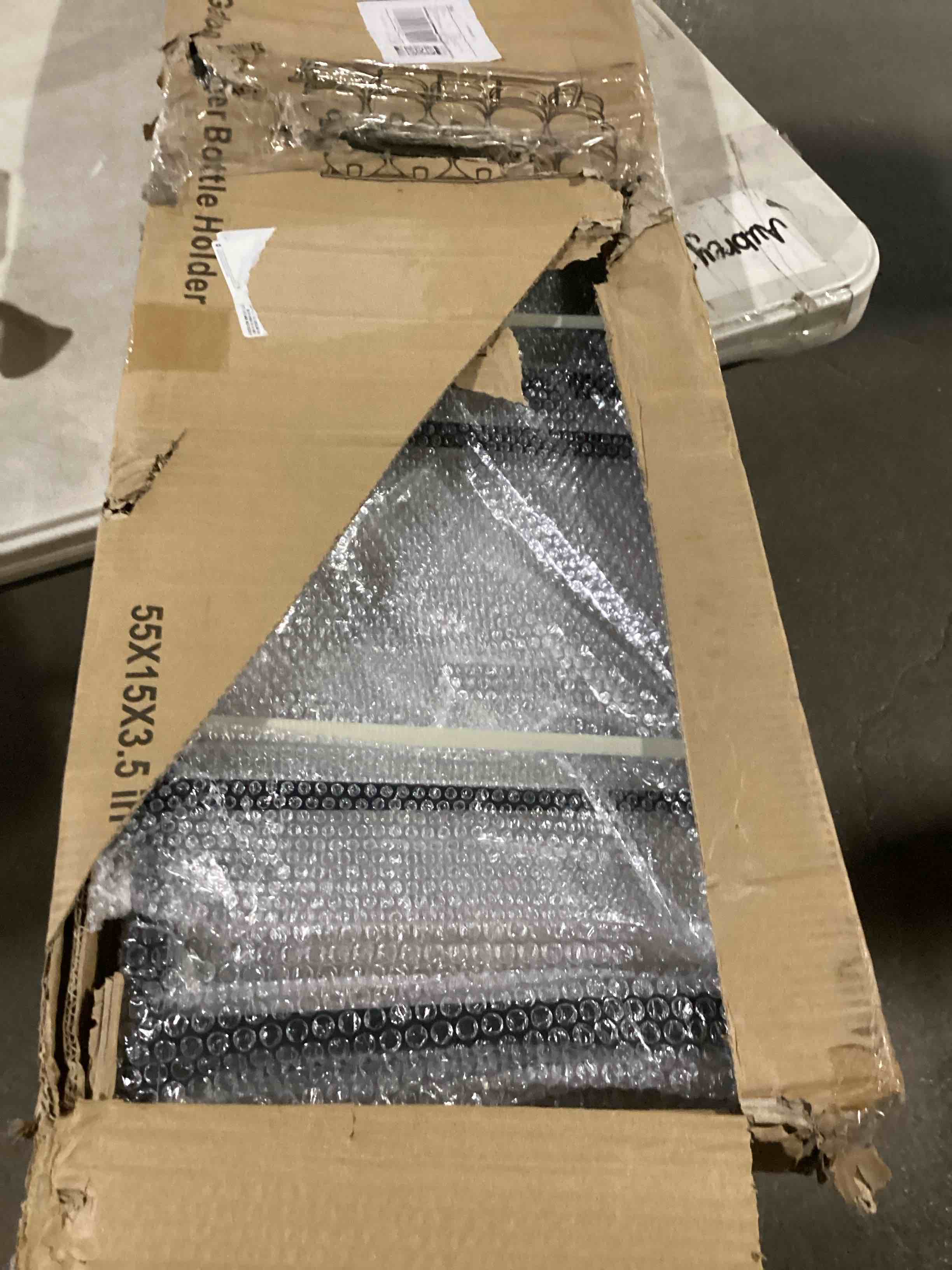 https://s3.amazonaws.com/lotting-images-prod/bidfta/TEA2197184_1745944923627.jpeg