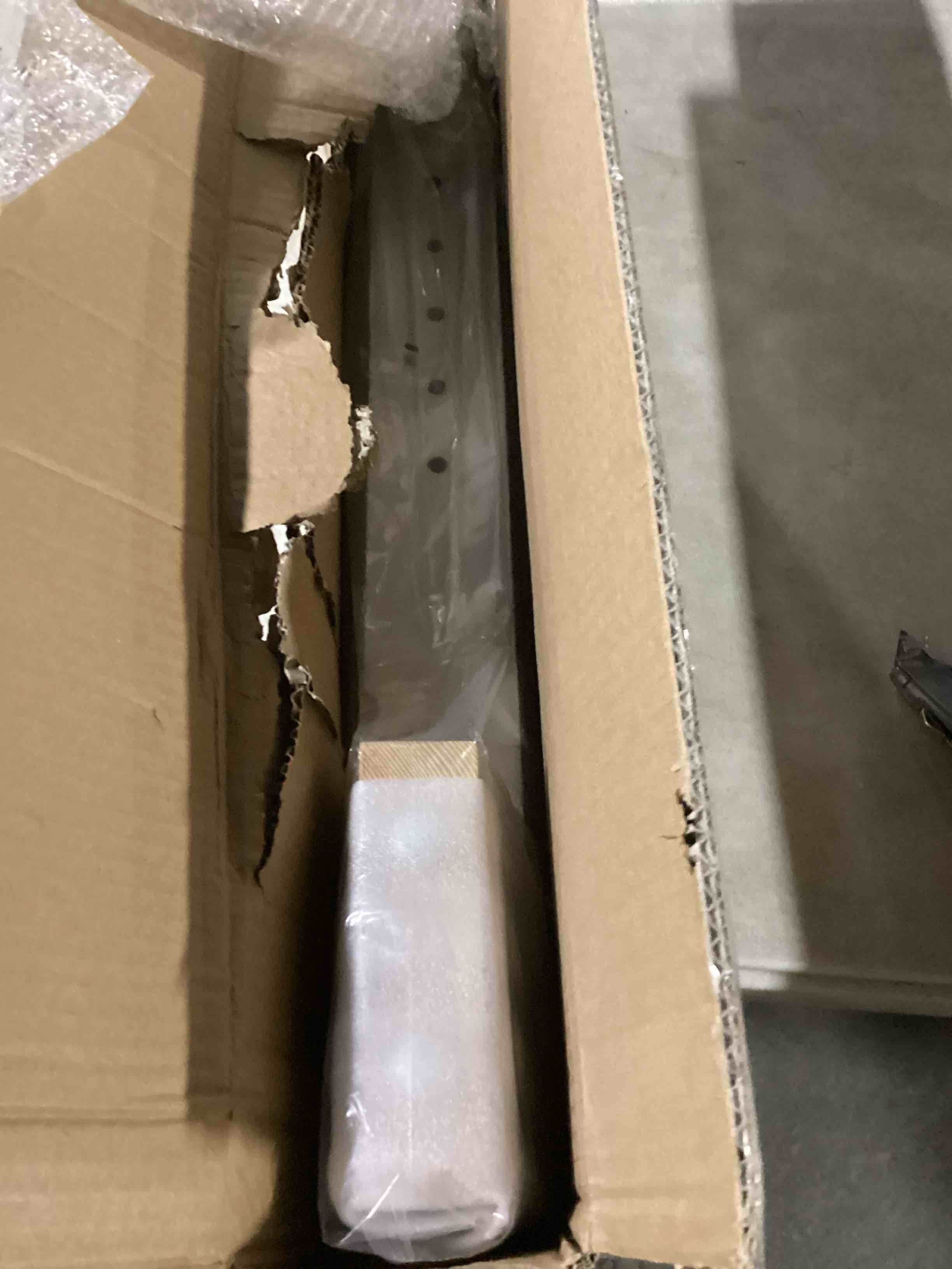 https://s3.amazonaws.com/lotting-images-prod/bidfta/TEA2197564_1746185123668.jpeg