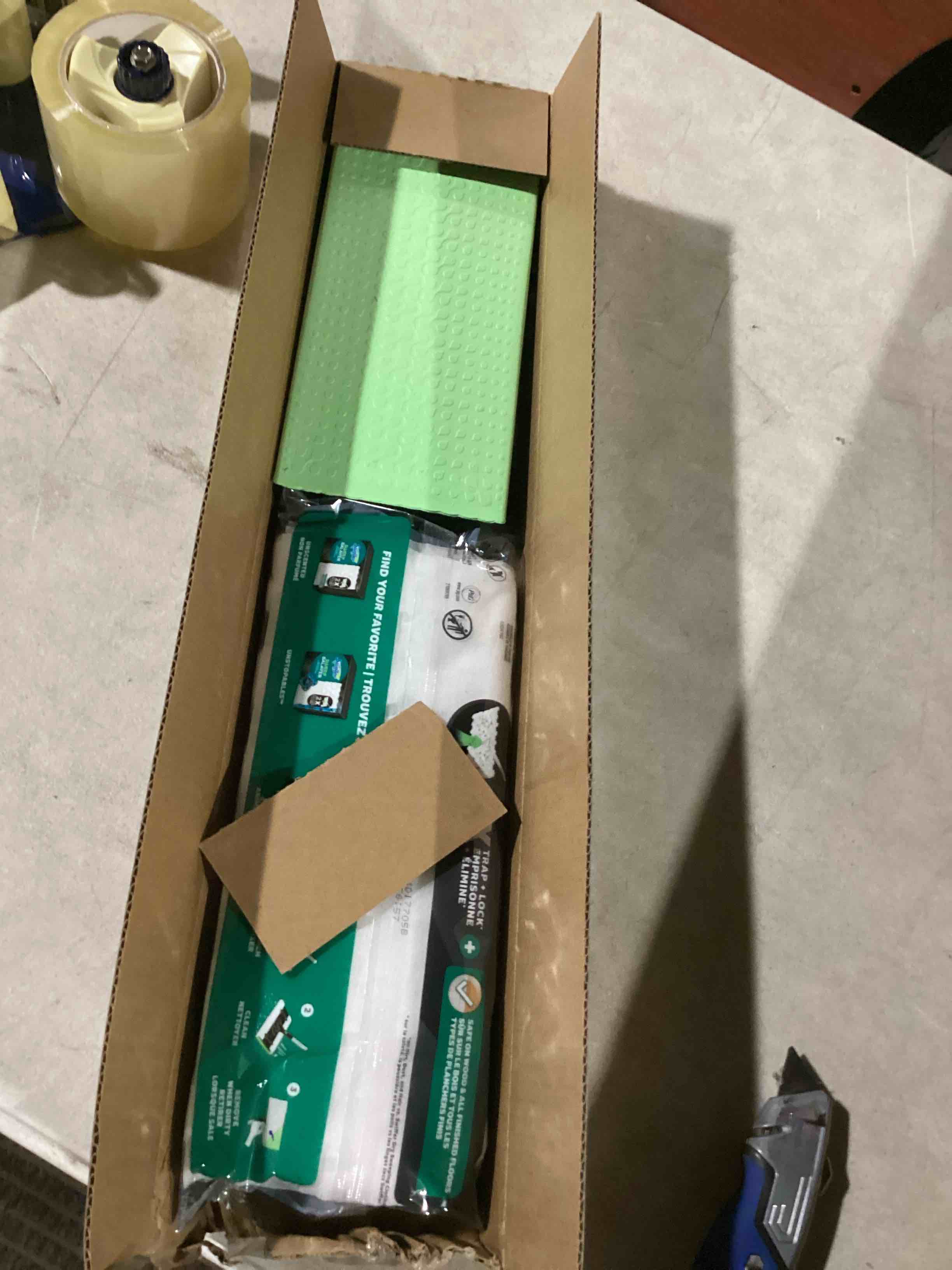 https://s3.amazonaws.com/lotting-images-prod/bidfta/TEA2197565_1746185226455.jpeg