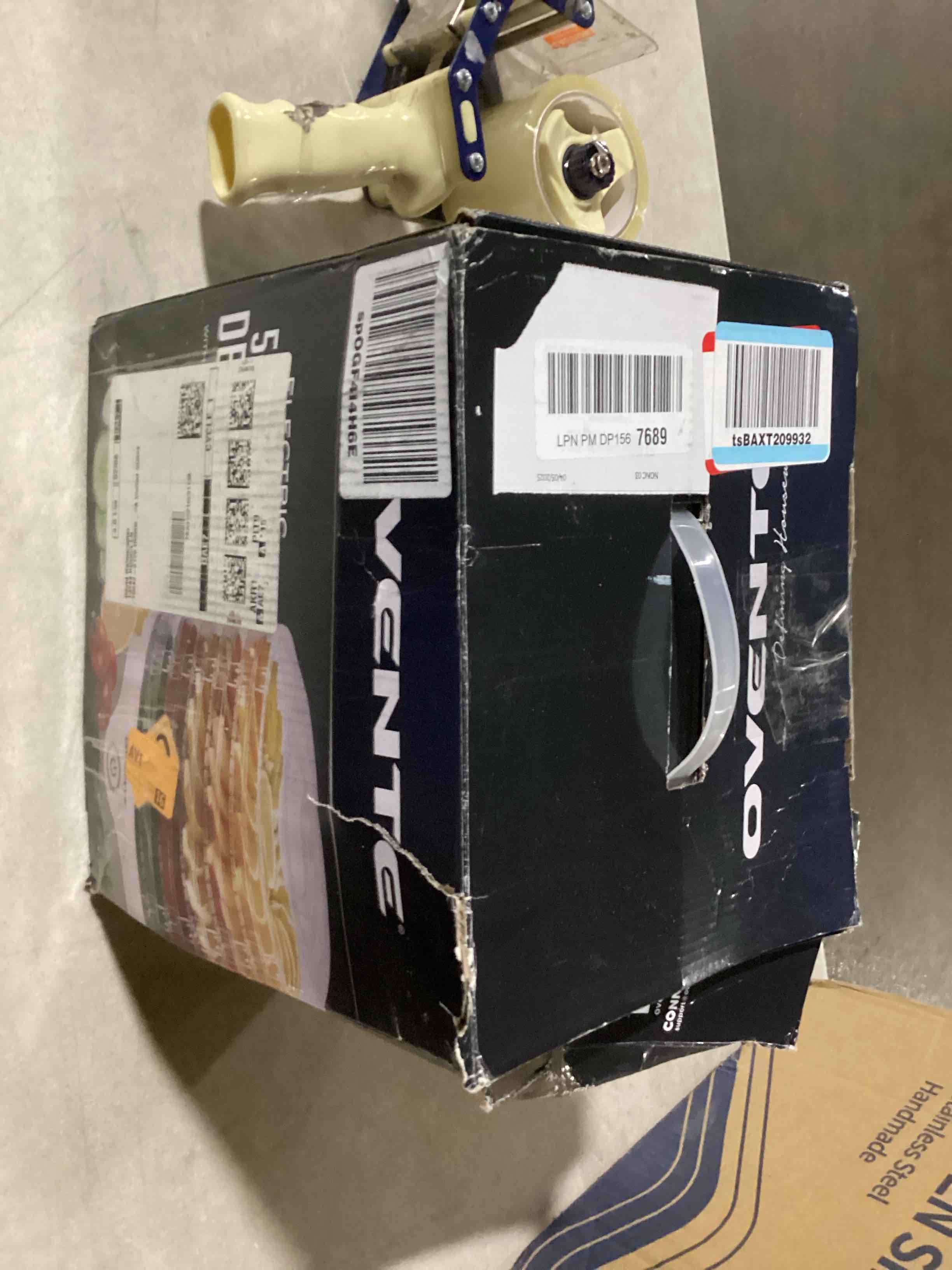https://s3.amazonaws.com/lotting-images-prod/bidfta/TEA2197614_1746195293974.jpeg