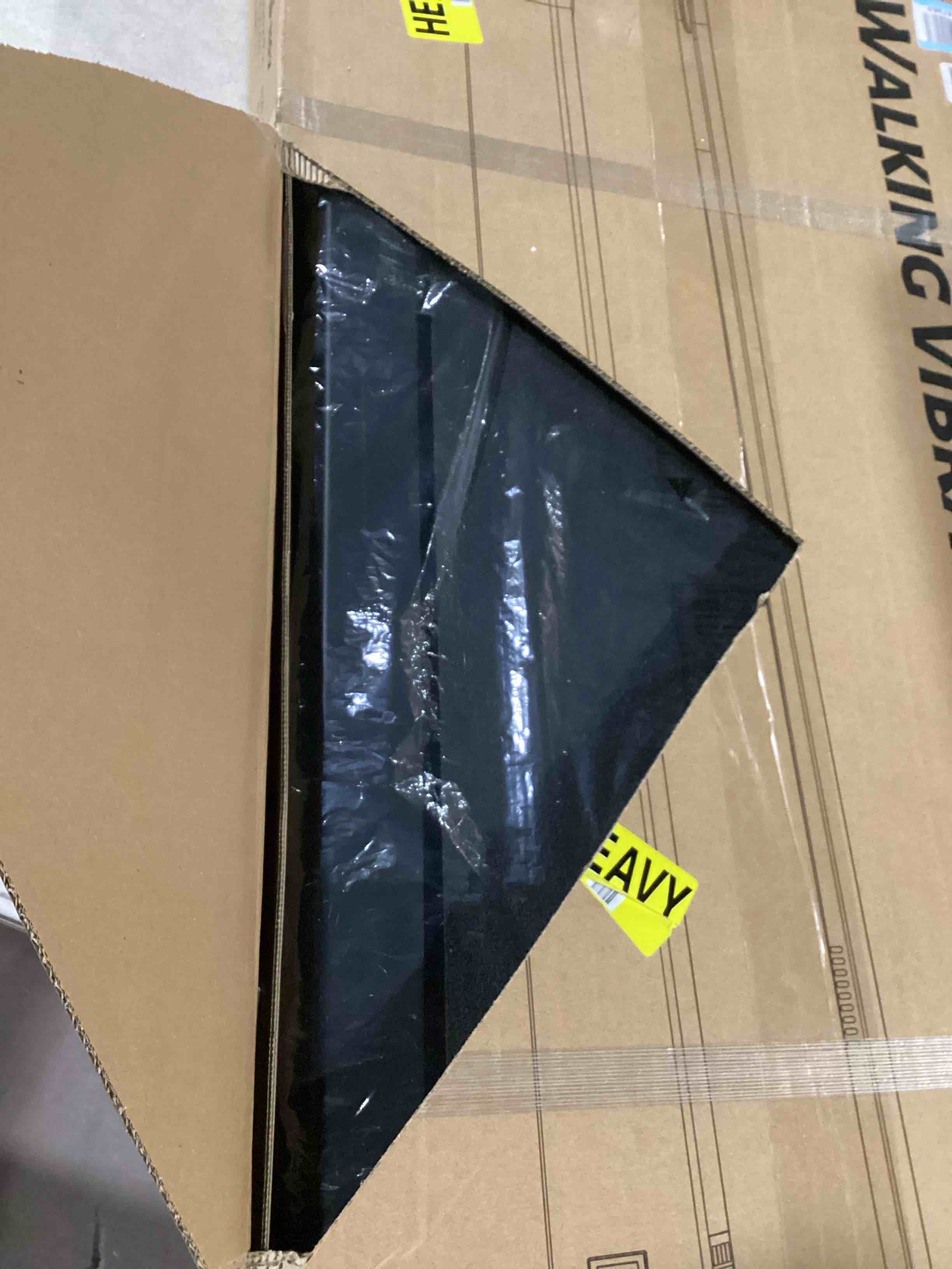 https://s3.amazonaws.com/lotting-images-prod/bidfta/TEA2197625_1746197261380.jpeg