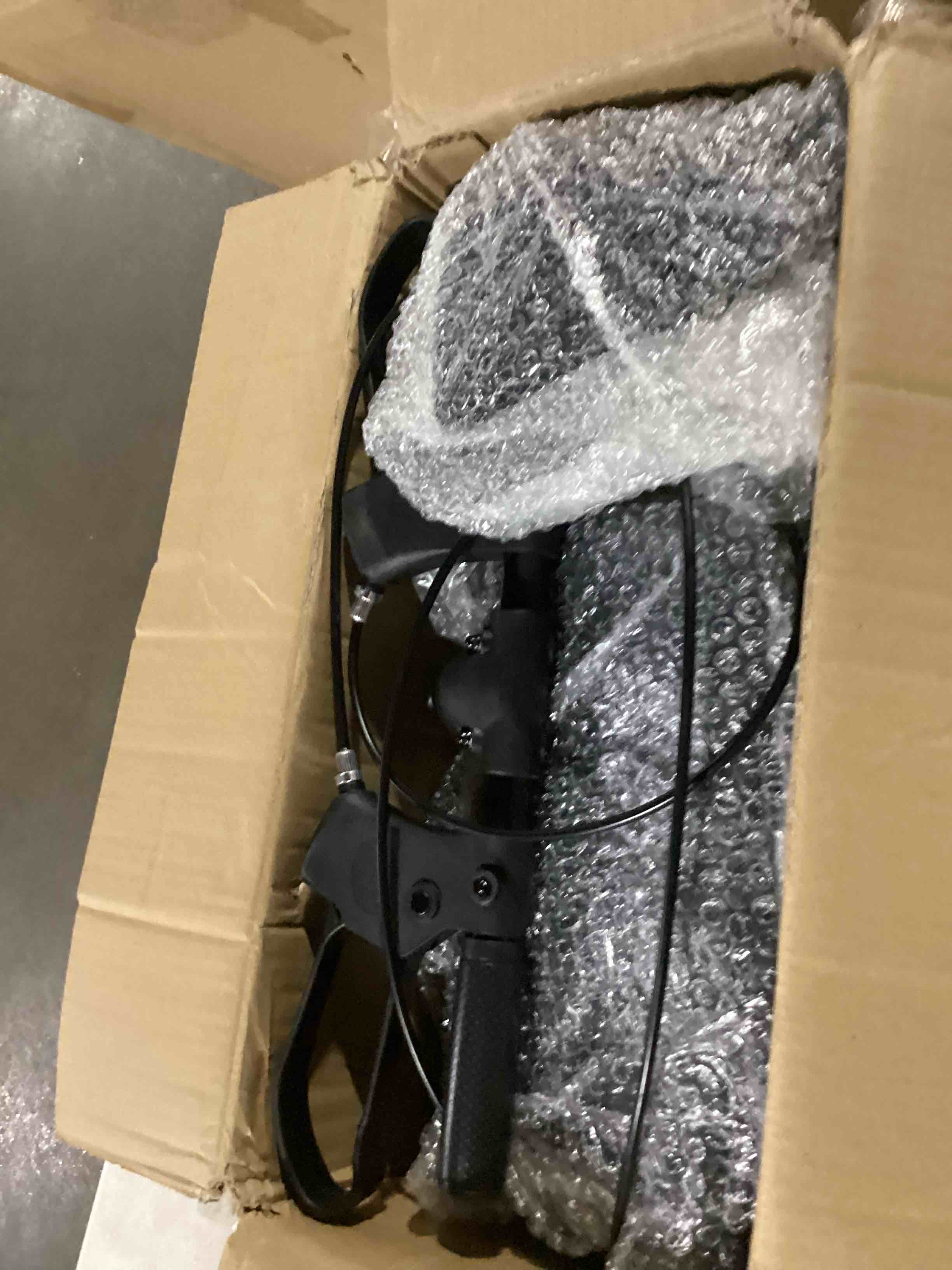 https://s3.amazonaws.com/lotting-images-prod/bidfta/TEA2197650_1746203333537.jpeg