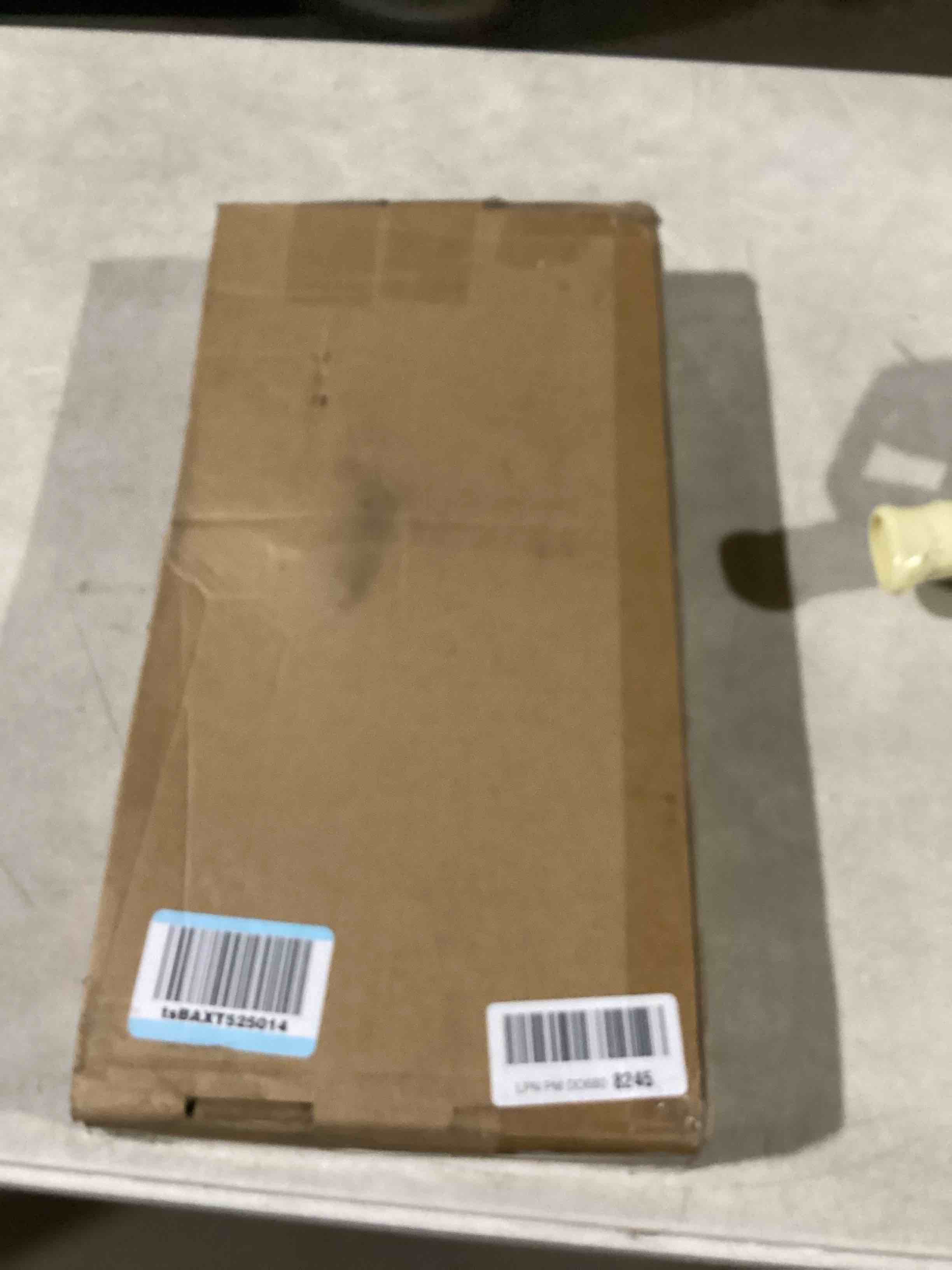 https://s3.amazonaws.com/lotting-images-prod/bidfta/TEA2197774_1746459275314.jpeg