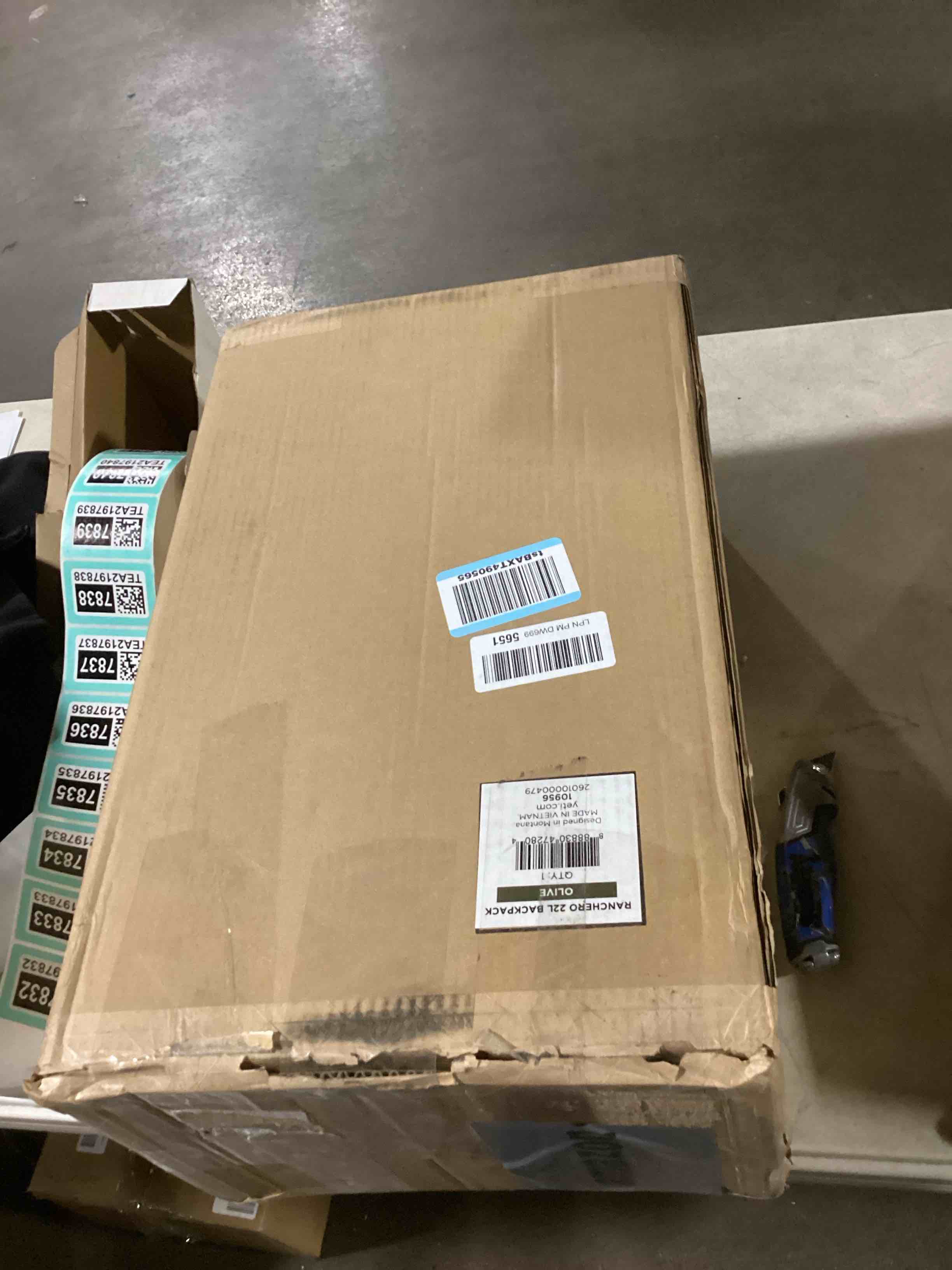 https://s3.amazonaws.com/lotting-images-prod/bidfta/TEA2197832_1746467538026.jpeg