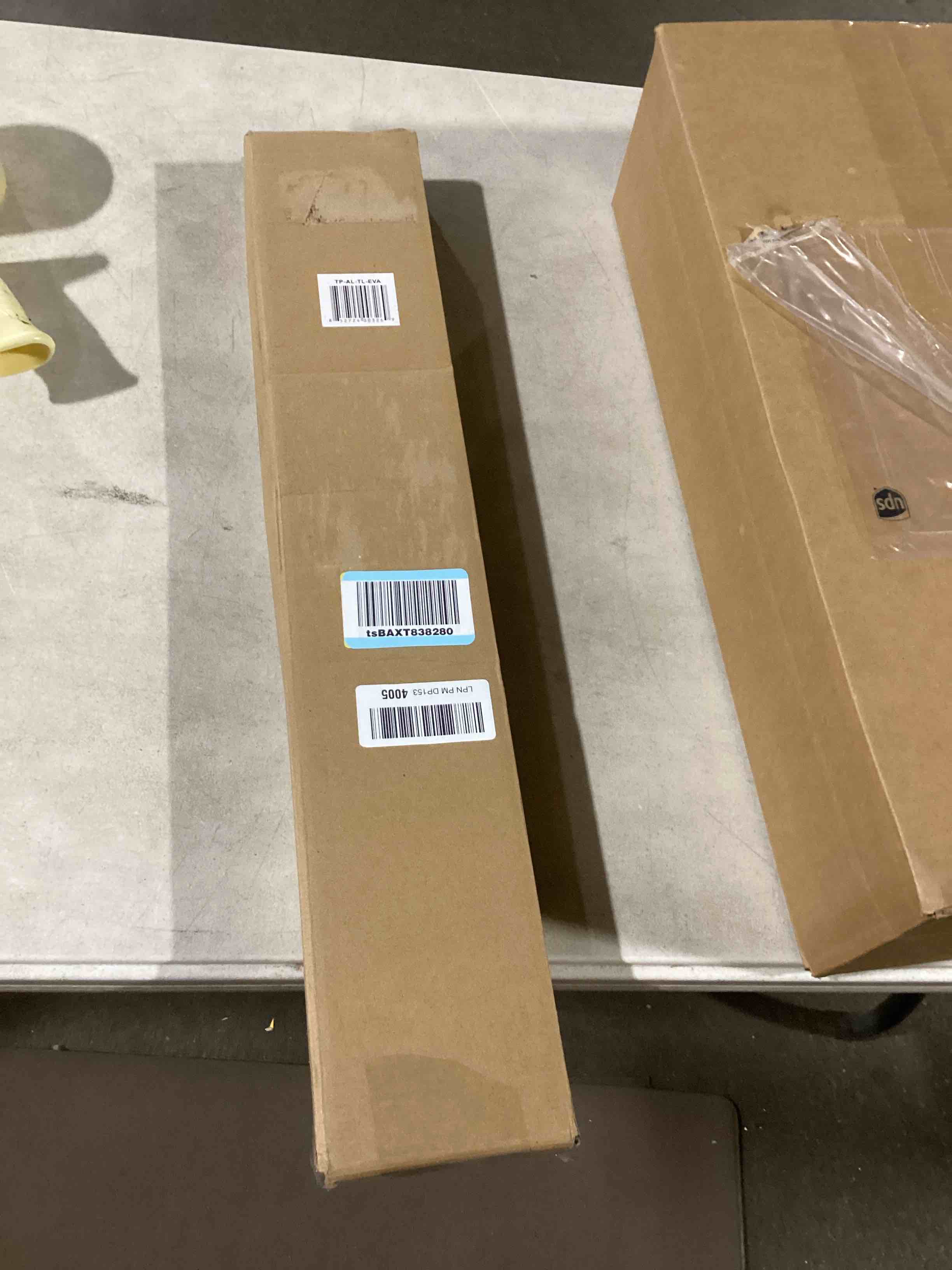 https://s3.amazonaws.com/lotting-images-prod/bidfta/TEA2197945_1746548335073.jpeg