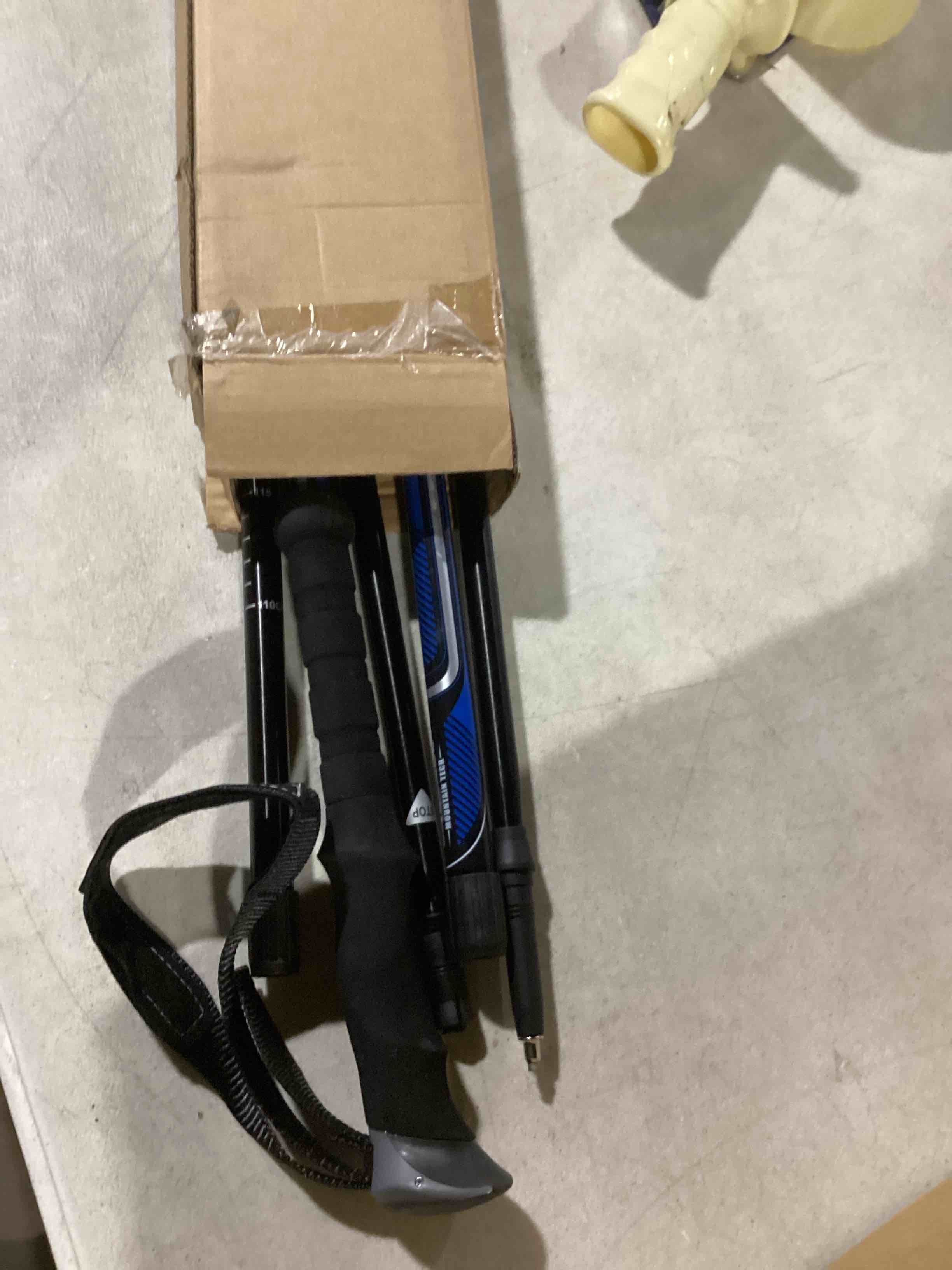 https://s3.amazonaws.com/lotting-images-prod/bidfta/TEA2197945_1746548357294.jpeg