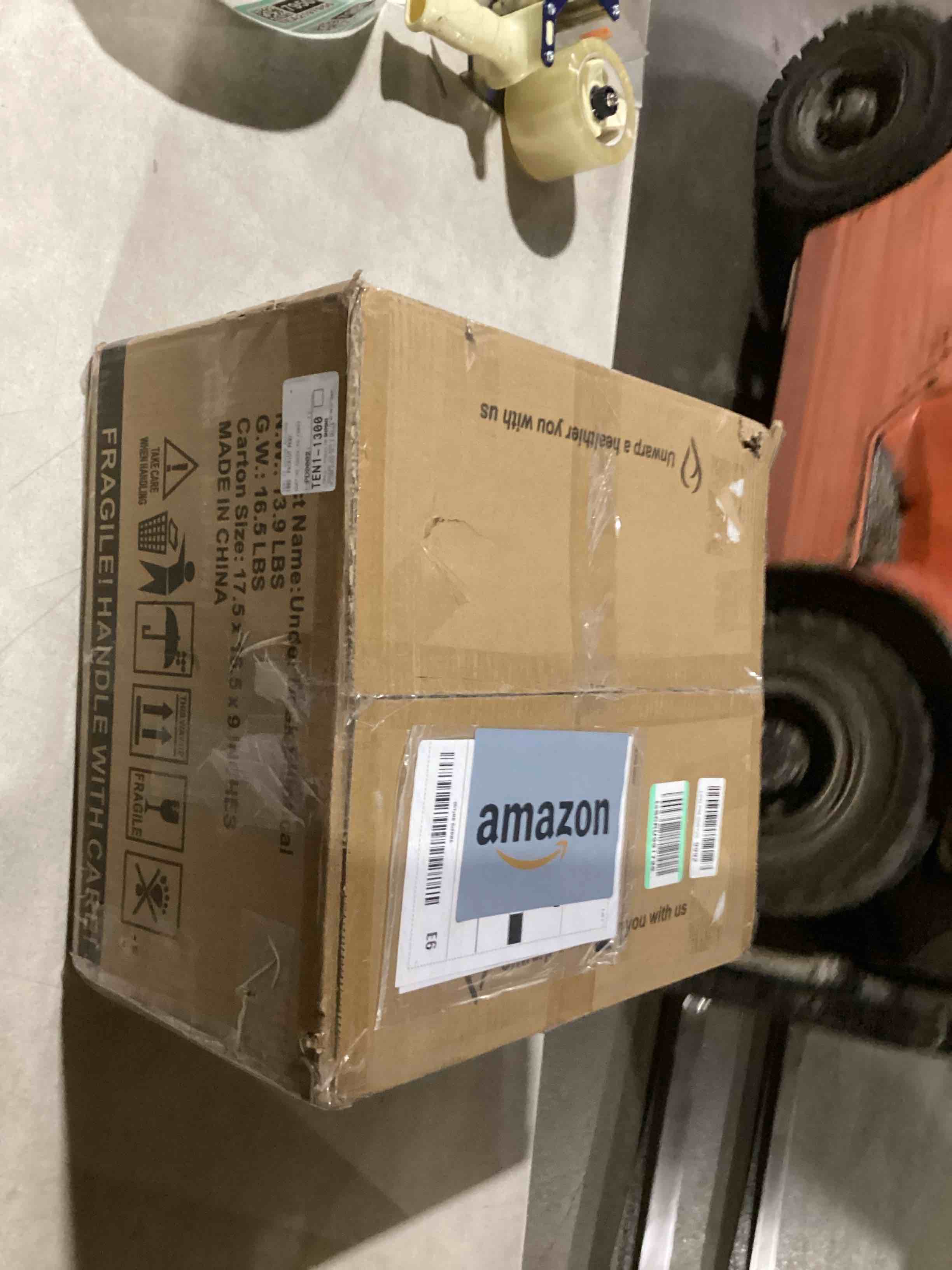 https://s3.amazonaws.com/lotting-images-prod/bidfta/TEA2197950_1746549078458.jpeg