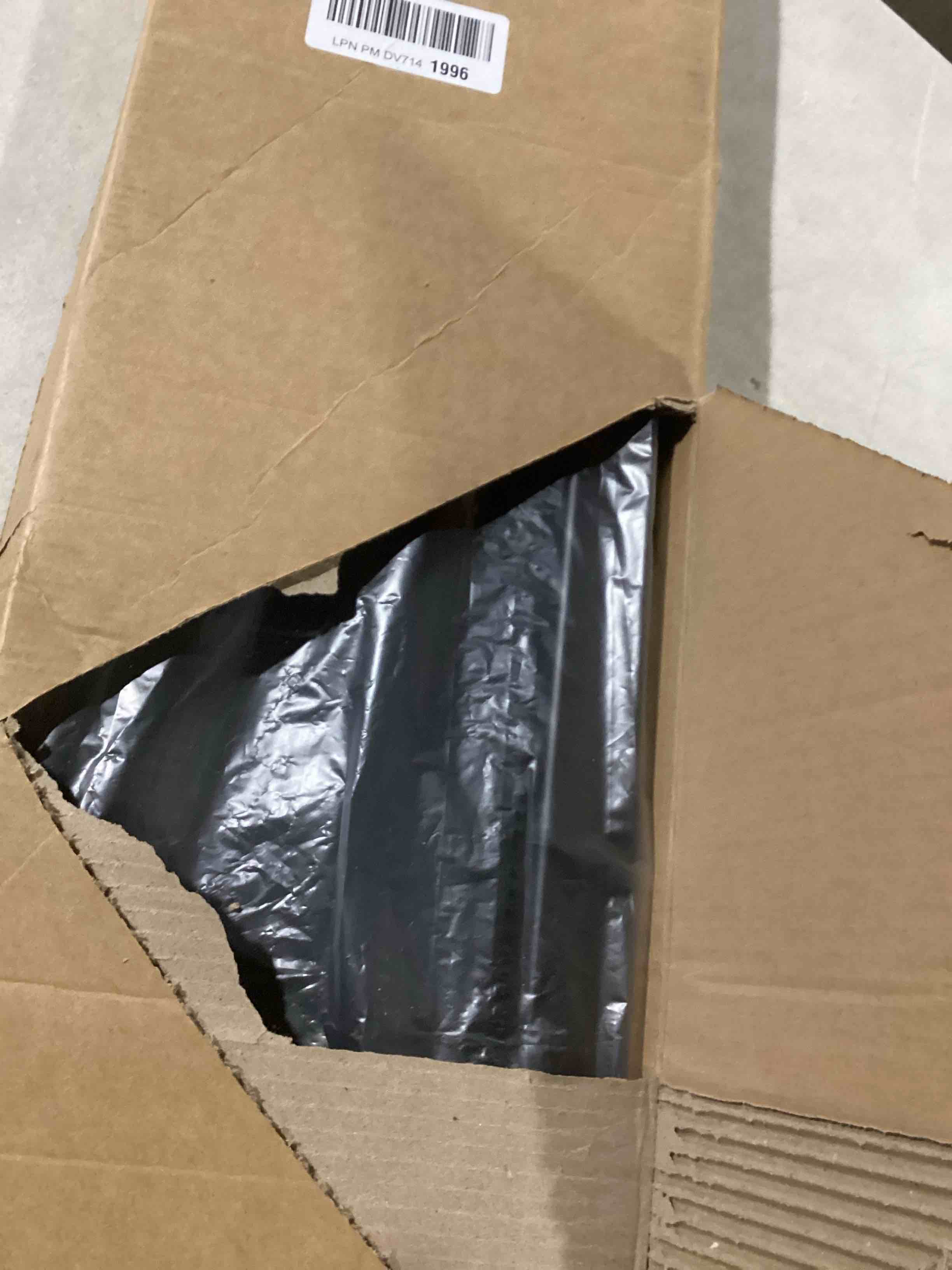 https://s3.amazonaws.com/lotting-images-prod/bidfta/TEA2198081_1746638119880.jpeg