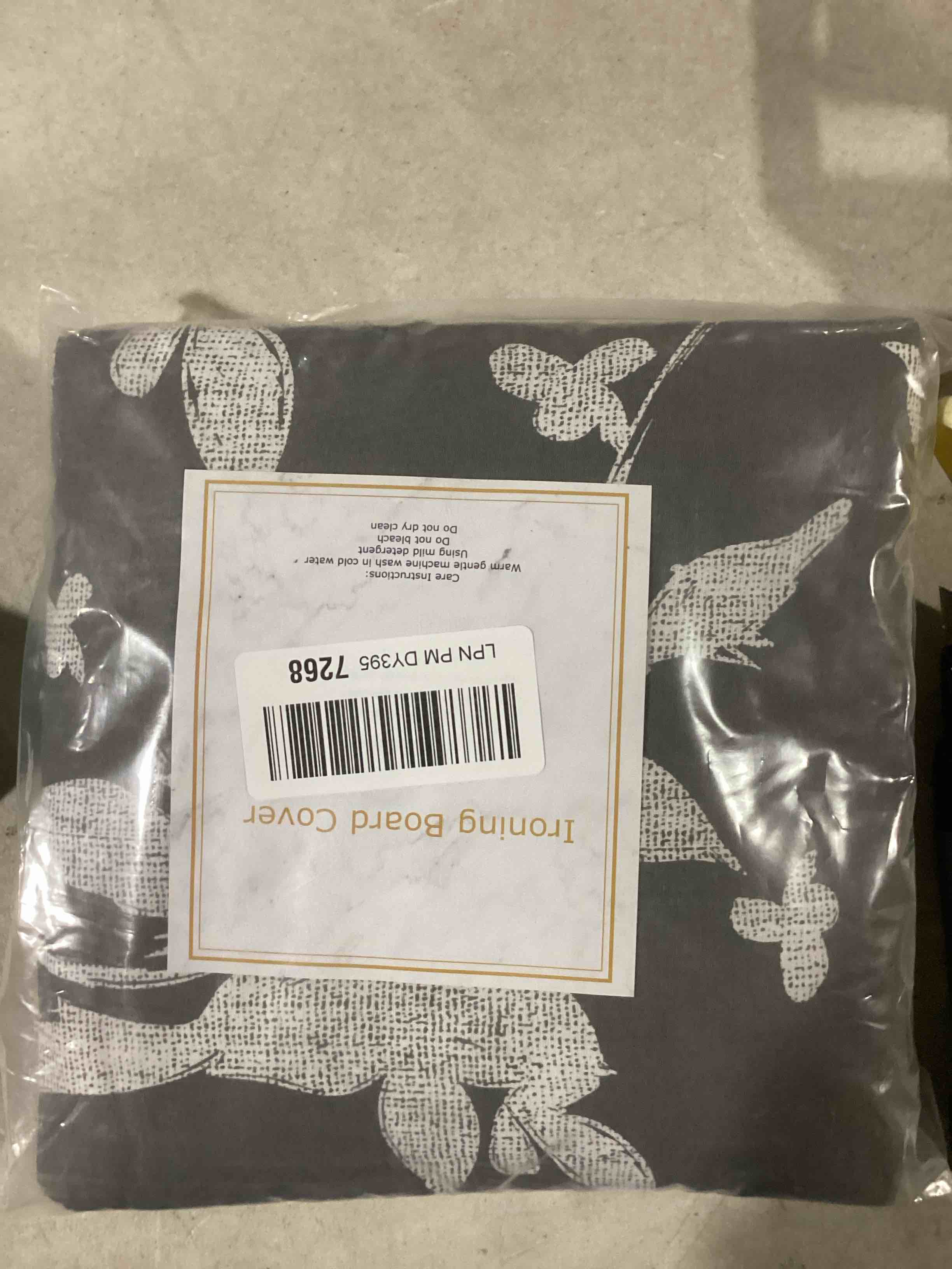 https://s3.amazonaws.com/lotting-images-prod/bidfta/TEA2198202_1746718595073.jpeg