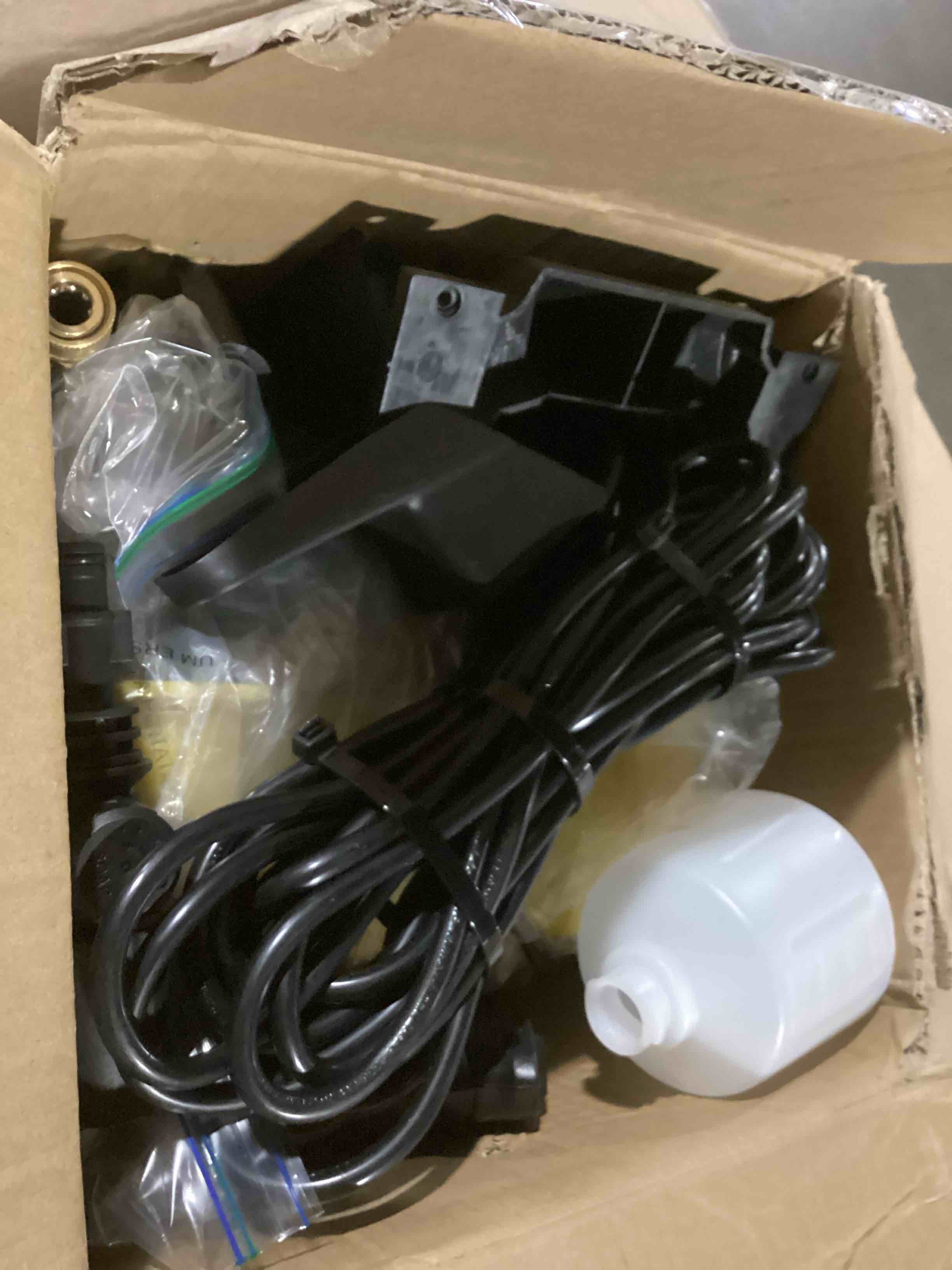 https://s3.amazonaws.com/lotting-images-prod/bidfta/TEA2198447_1746815382460.jpeg