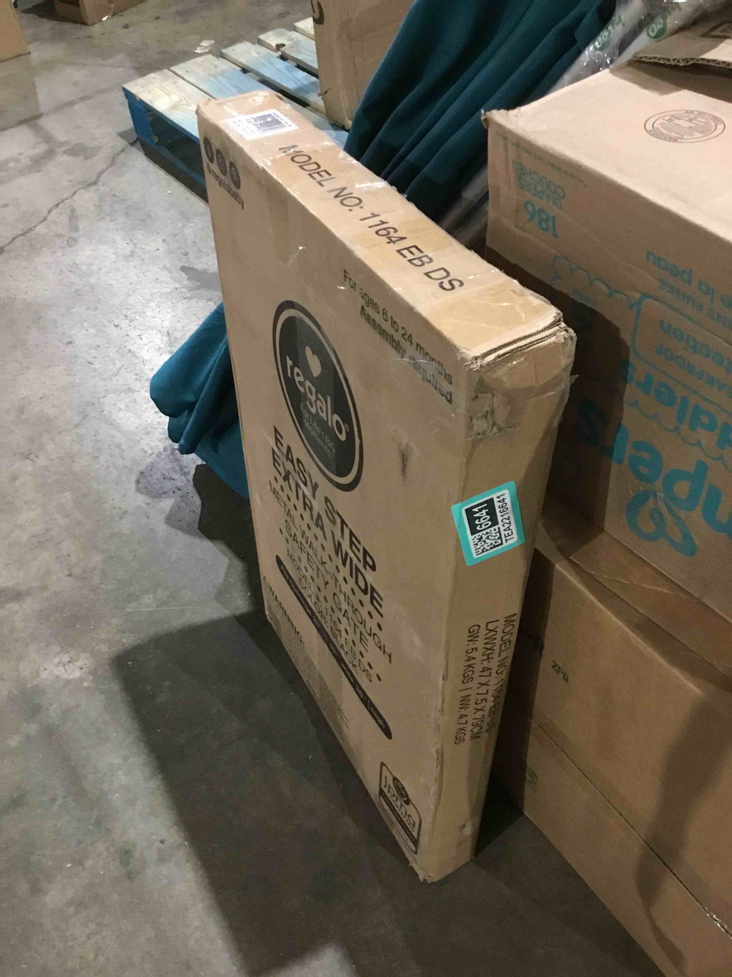 https://s3.amazonaws.com/lotting-images-prod/bidfta/TEA2216641_1758829374933.jpeg