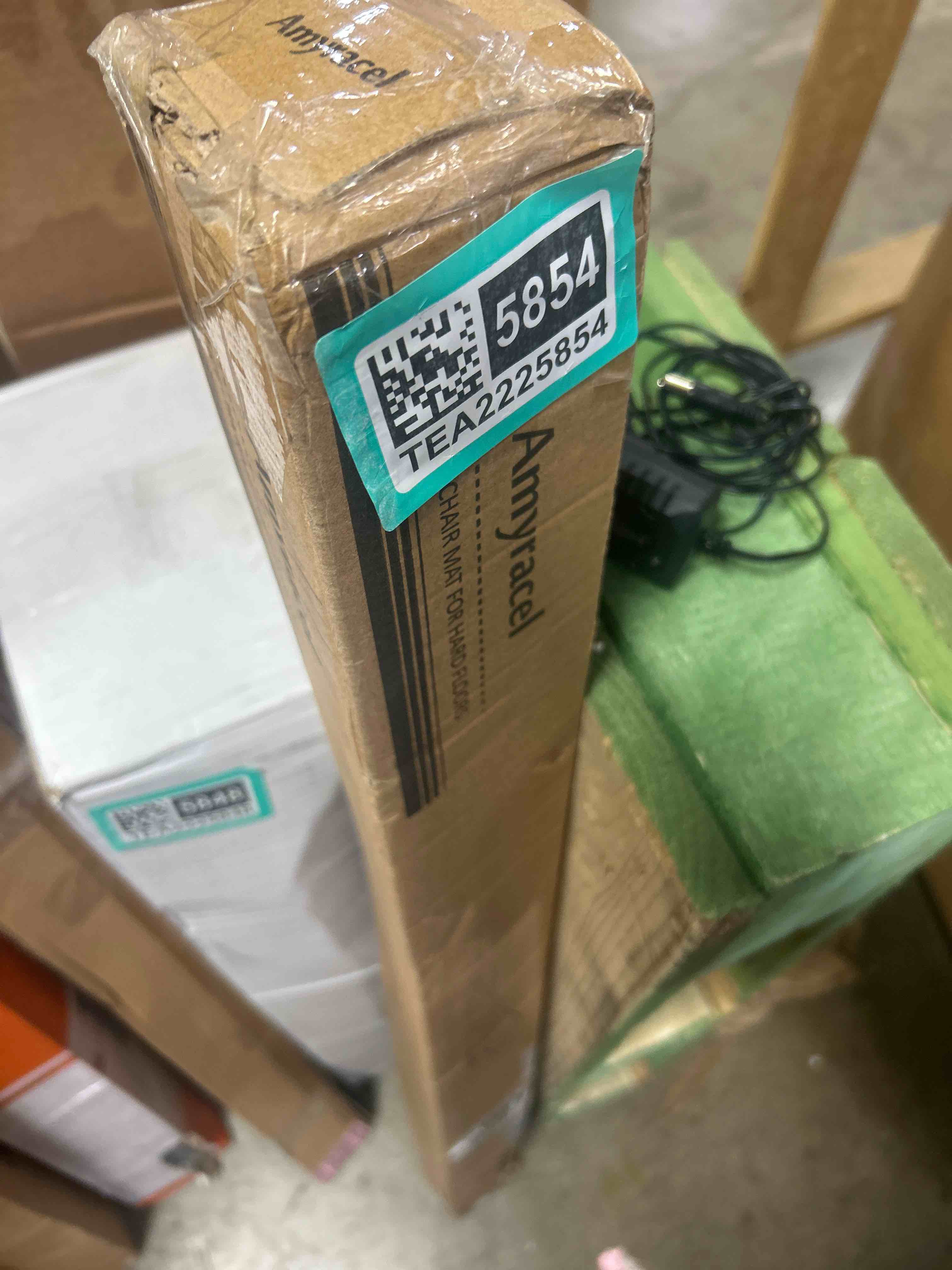 https://s3.amazonaws.com/lotting-images-prod/bidfta/TEA2225854_1753800897903.jpeg