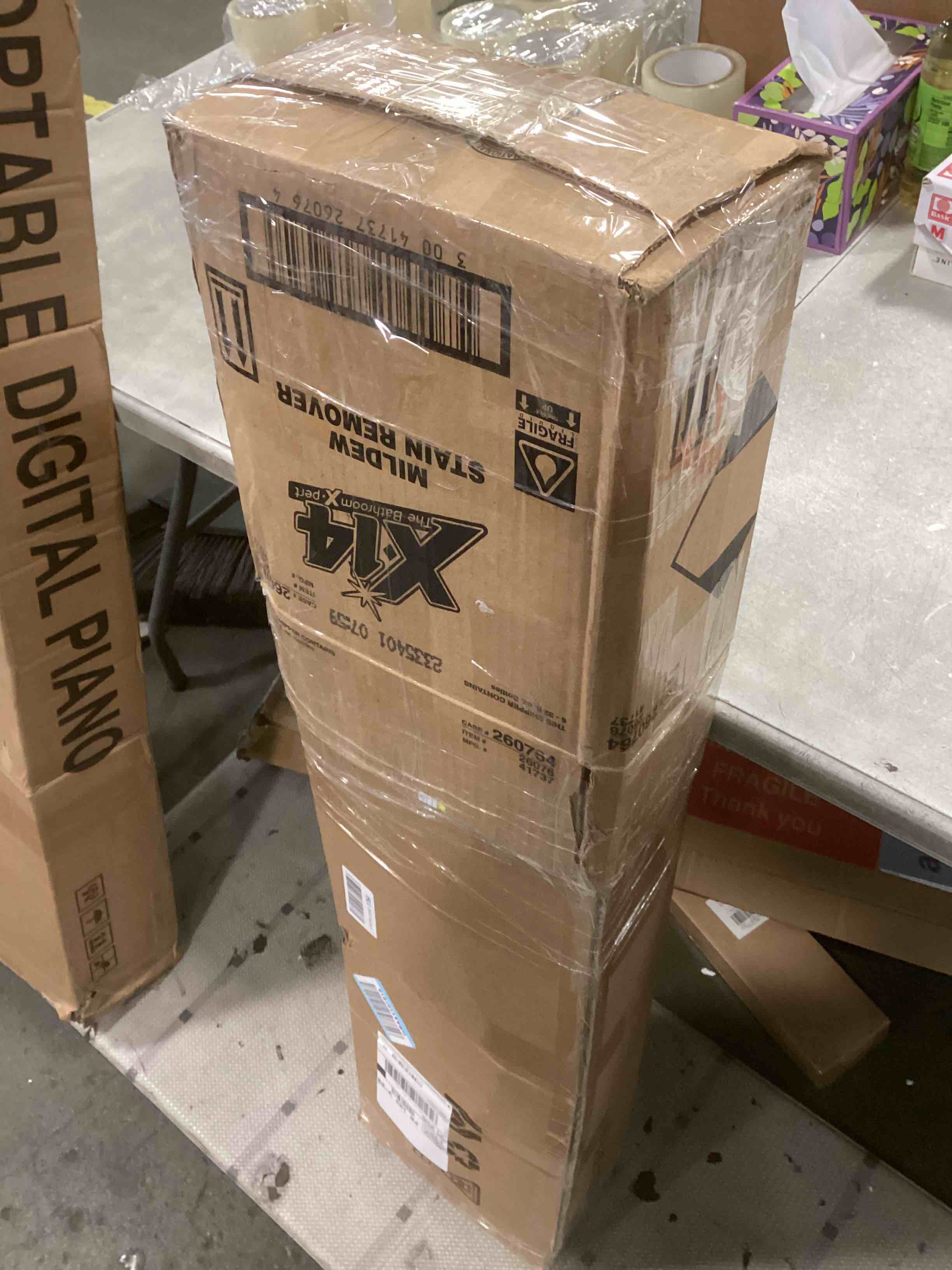 https://s3.amazonaws.com/lotting-images-prod/bidfta/TEA2248014_1744720010099.jpeg