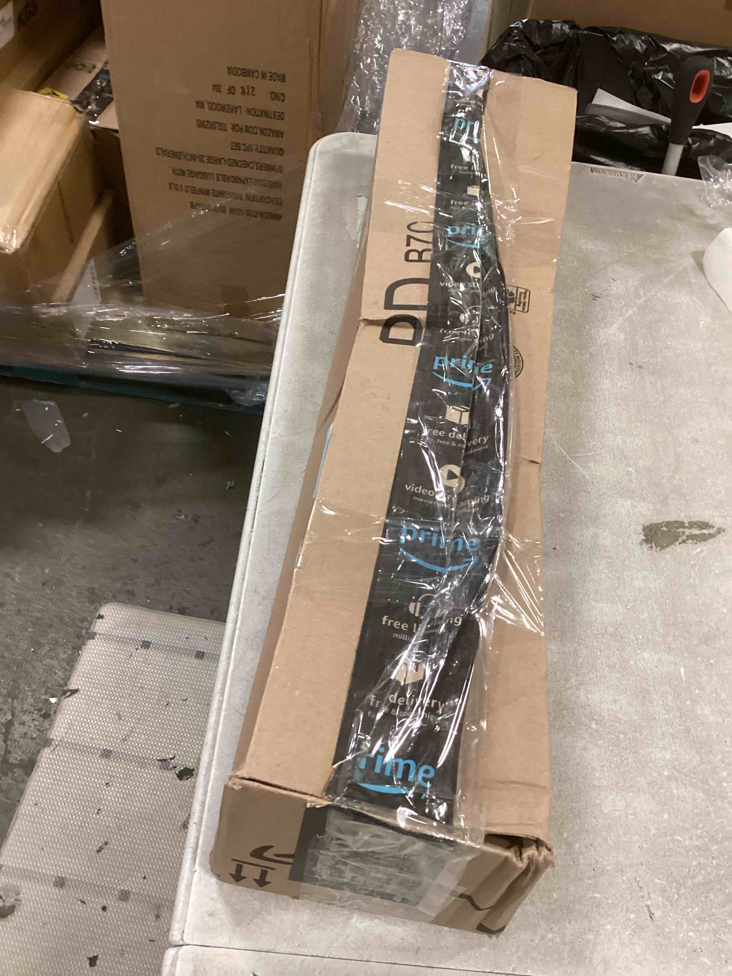 https://s3.amazonaws.com/lotting-images-prod/bidfta/TEA2248100_1744729607113.jpeg