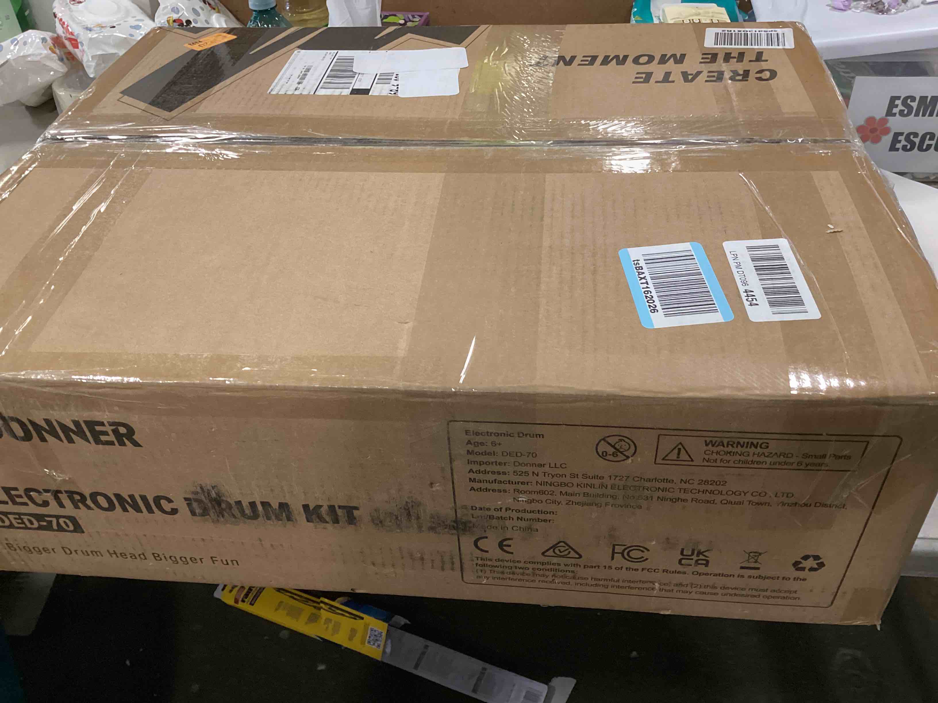 https://s3.amazonaws.com/lotting-images-prod/bidfta/TEA2248221_1744747198624.jpeg