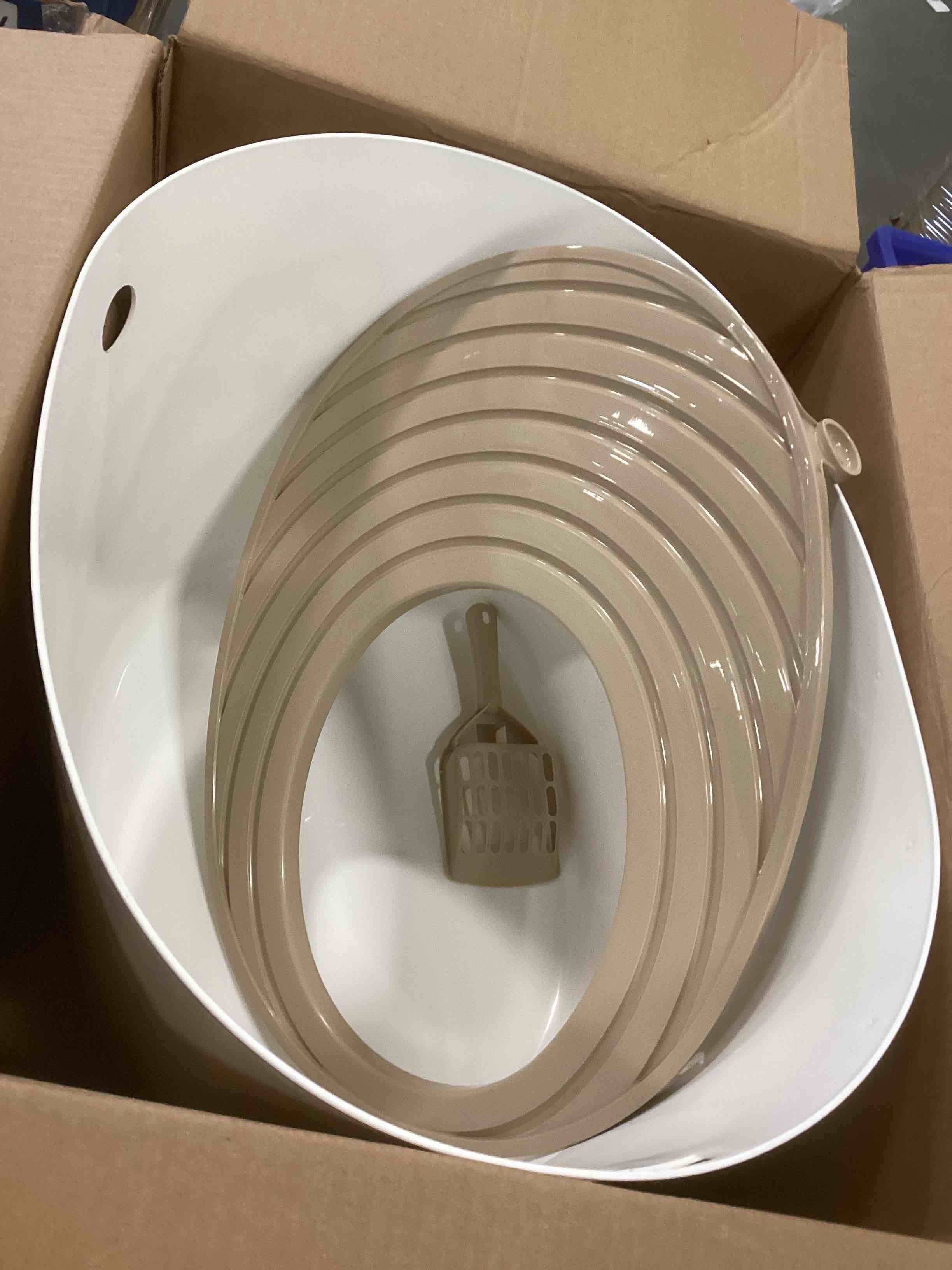 https://s3.amazonaws.com/lotting-images-prod/bidfta/TEA2248585_1744910961918.jpeg