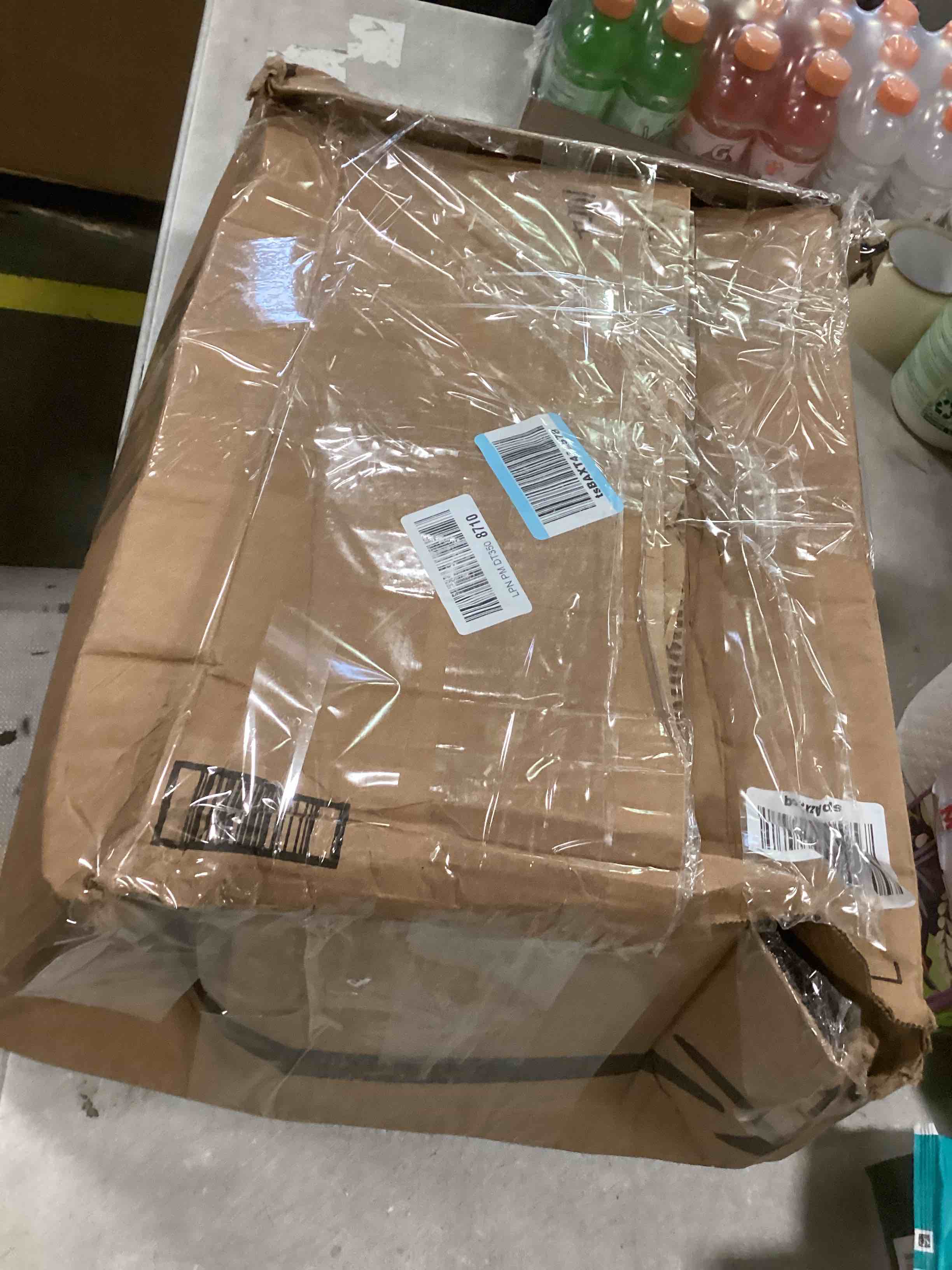 https://s3.amazonaws.com/lotting-images-prod/bidfta/TEA2248671_1745239327052.jpeg