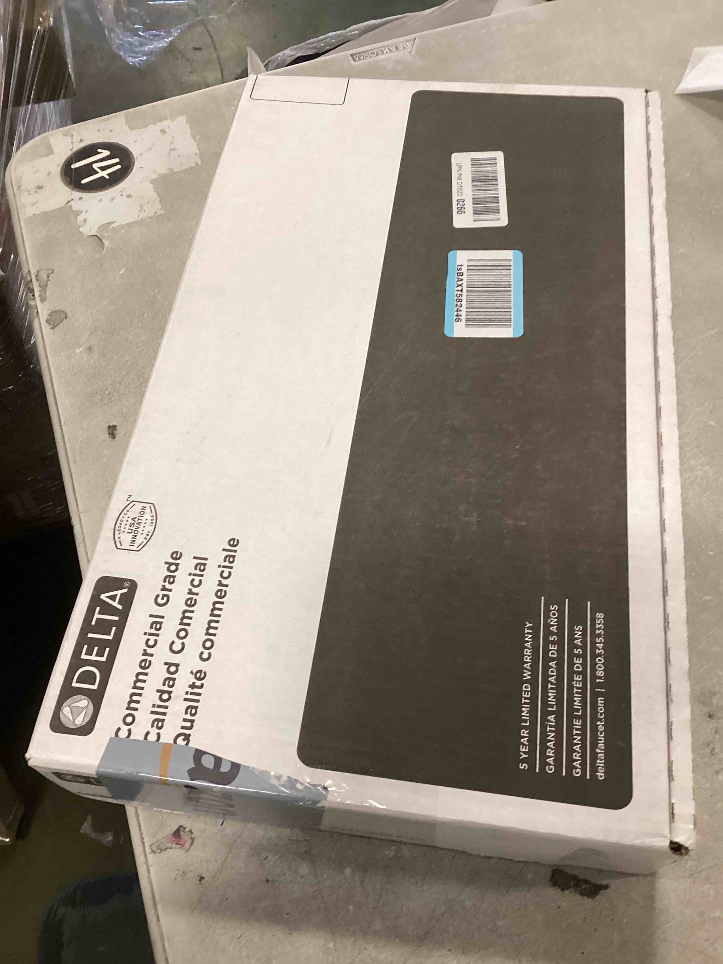 https://s3.amazonaws.com/lotting-images-prod/bidfta/TEA2249161_1745415490569.jpeg