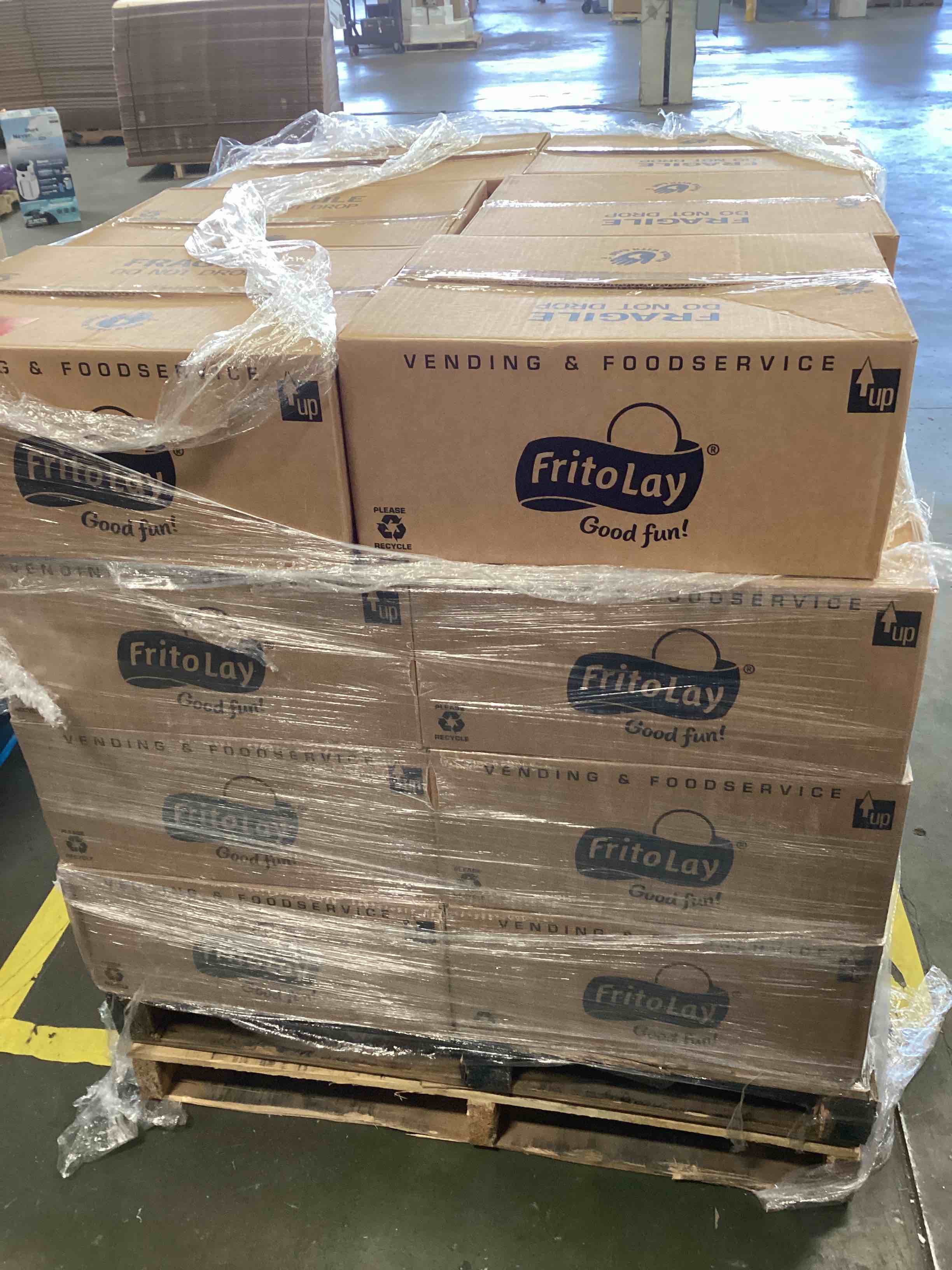 https://s3.amazonaws.com/lotting-images-prod/bidfta/TEA2249341_1745439692195.jpeg
