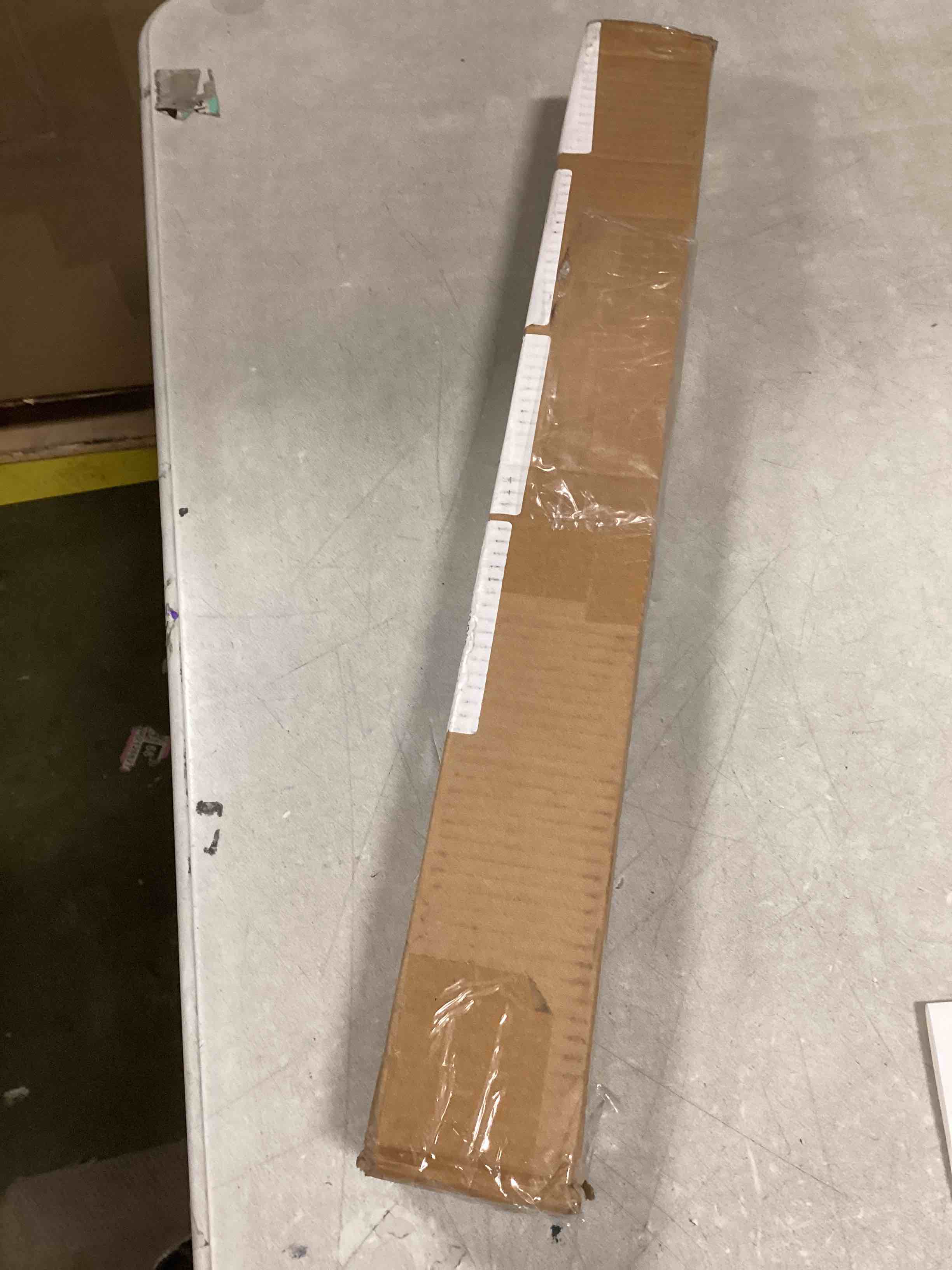 https://s3.amazonaws.com/lotting-images-prod/bidfta/TEA2249559_1745584317788.jpeg